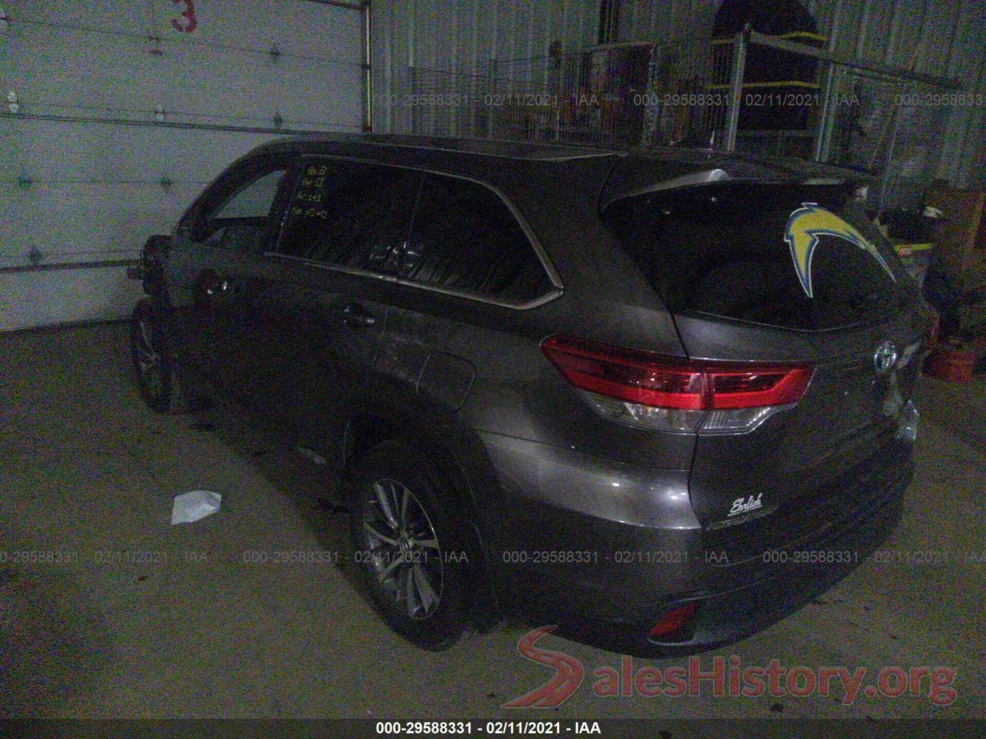 5TDJGRFH3JS051542 2018 TOYOTA HIGHLANDER