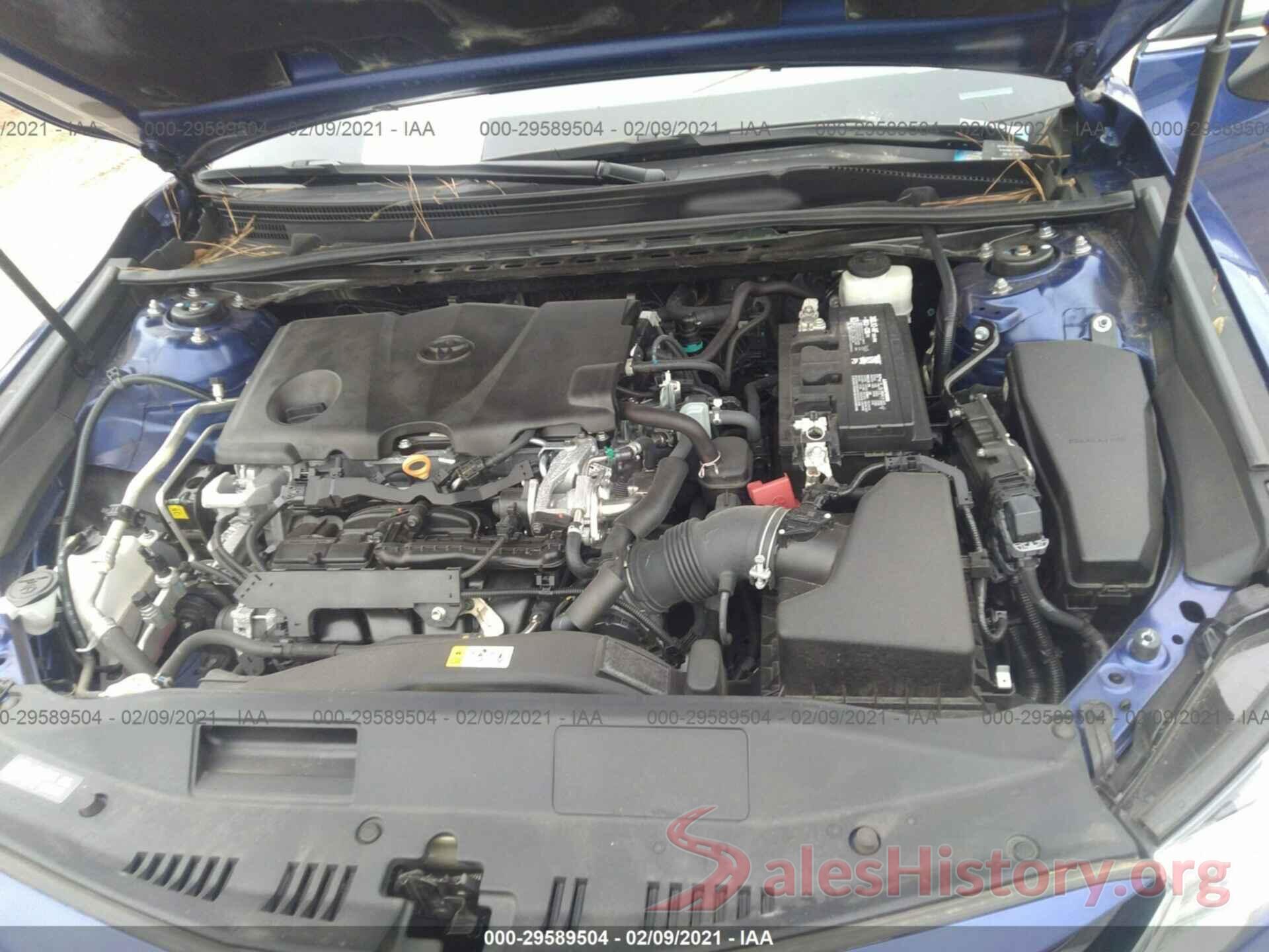 4T1B11HK0JU597027 2018 TOYOTA CAMRY