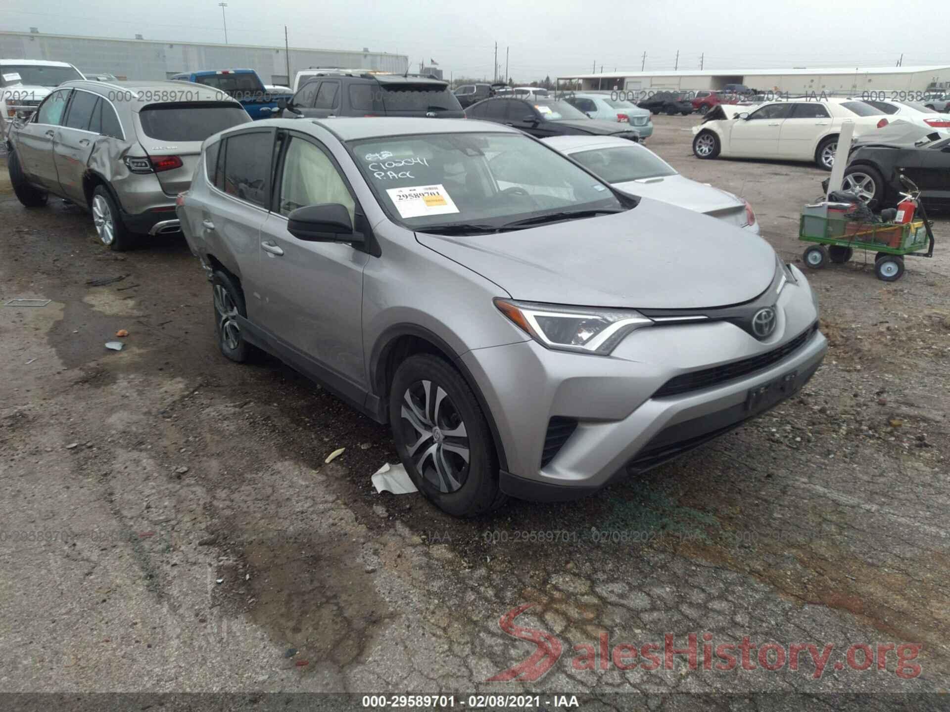 JTMZFREV9JJ210087 2018 TOYOTA RAV4