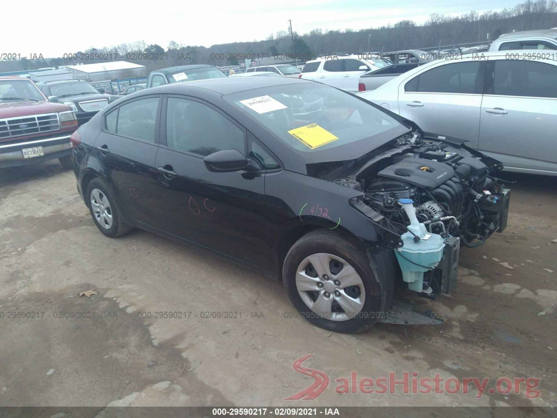 3KPFL4A75HE035608 2017 KIA FORTE