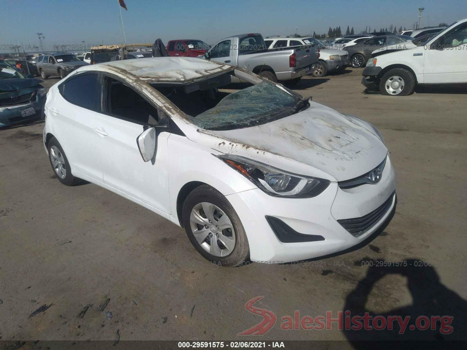 5NPDH4AE3GH706887 2016 HYUNDAI ELANTRA