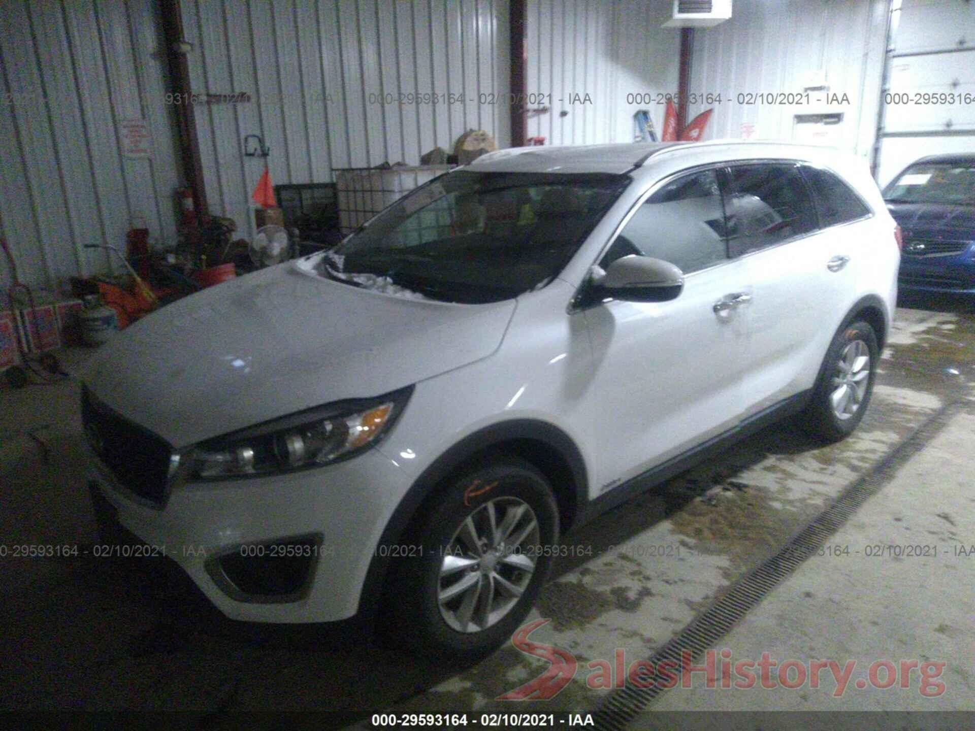 5XYPGDA36GG147938 2016 KIA SORENTO