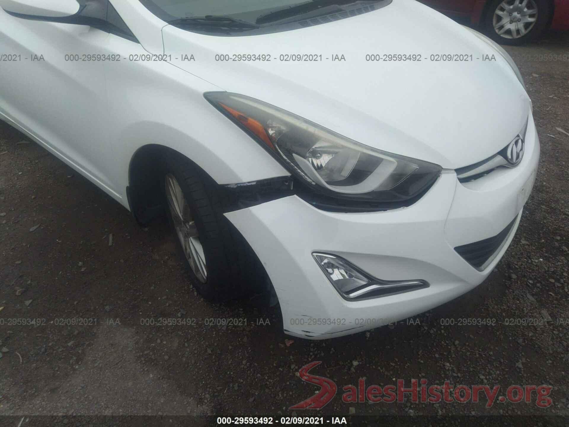 5NPDH4AE1GH661142 2016 HYUNDAI ELANTRA