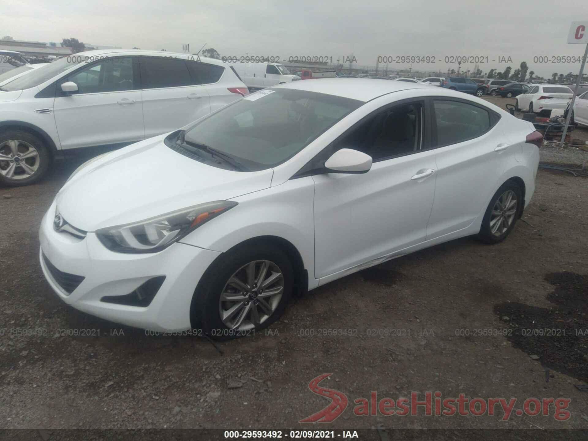 5NPDH4AE1GH661142 2016 HYUNDAI ELANTRA