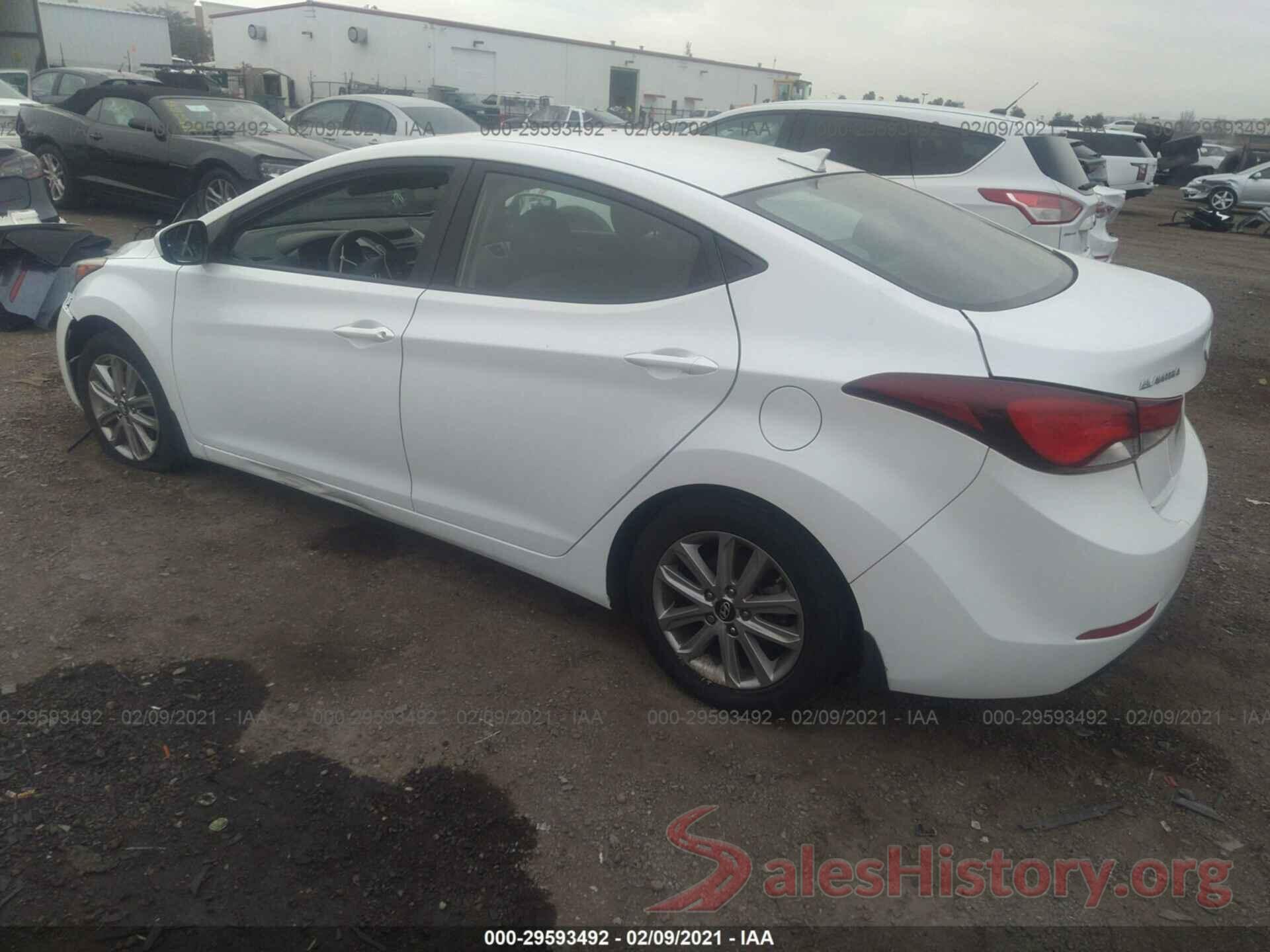 5NPDH4AE1GH661142 2016 HYUNDAI ELANTRA