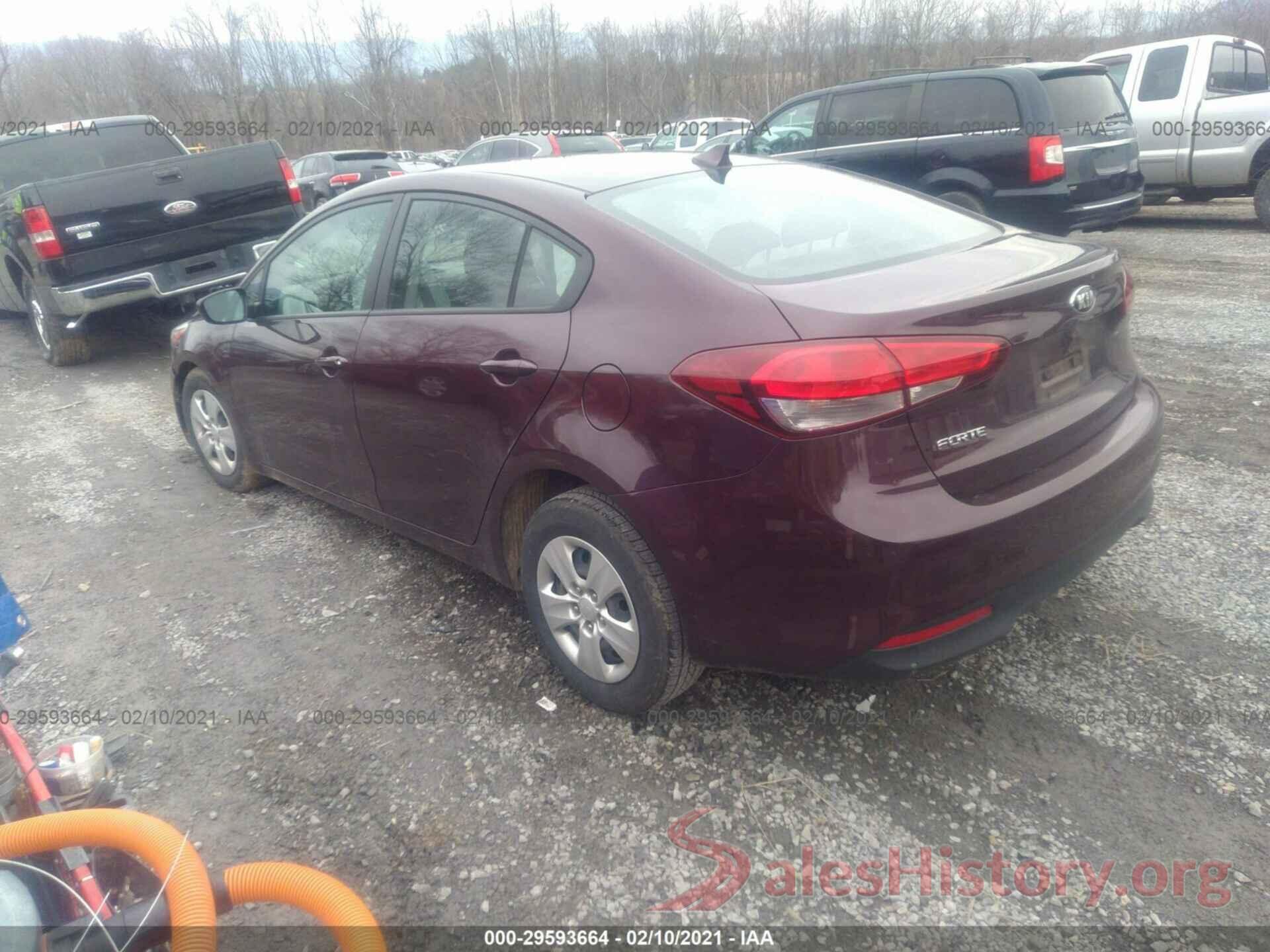 3KPFK4A7XHE150868 2017 KIA FORTE