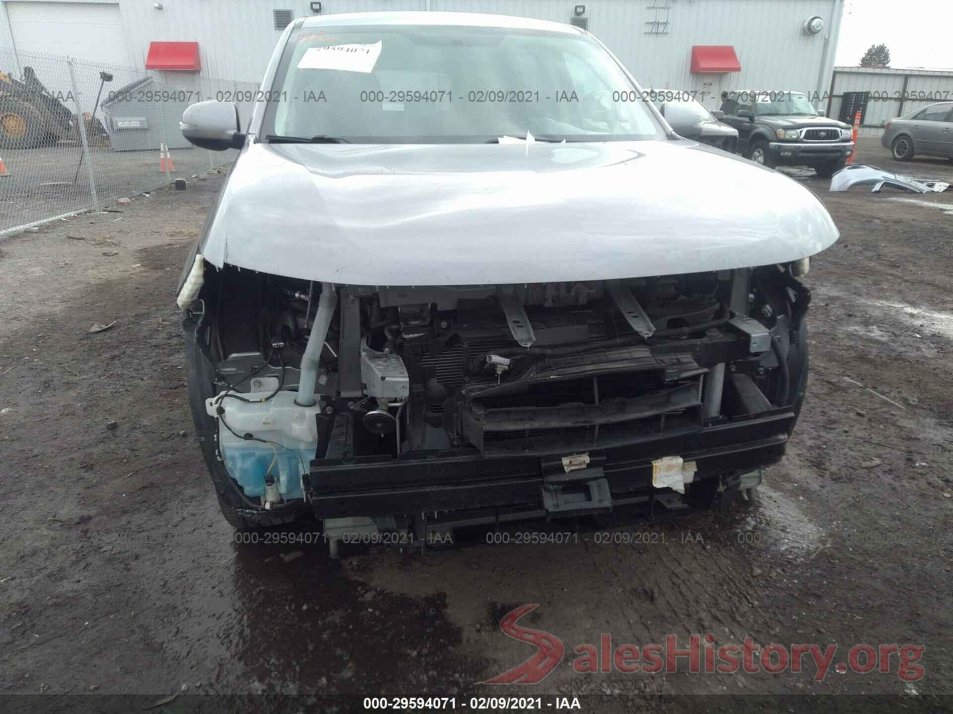 JA4AZ3A33HZ020734 2017 MITSUBISHI OUTLANDER