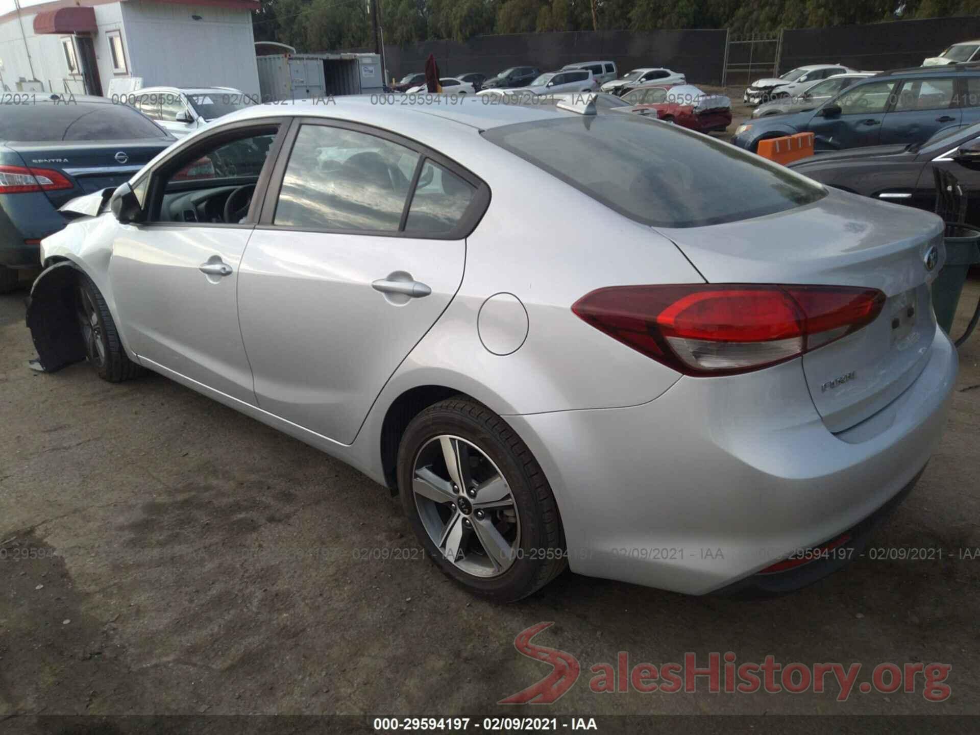 3KPFL4A72JE174813 2018 KIA FORTE