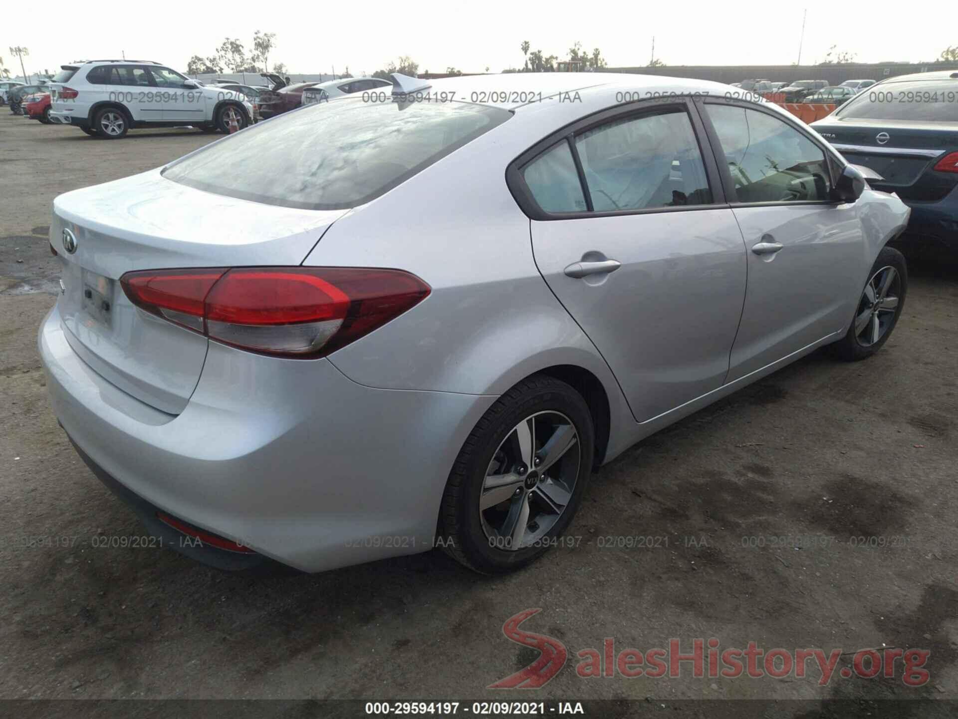 3KPFL4A72JE174813 2018 KIA FORTE