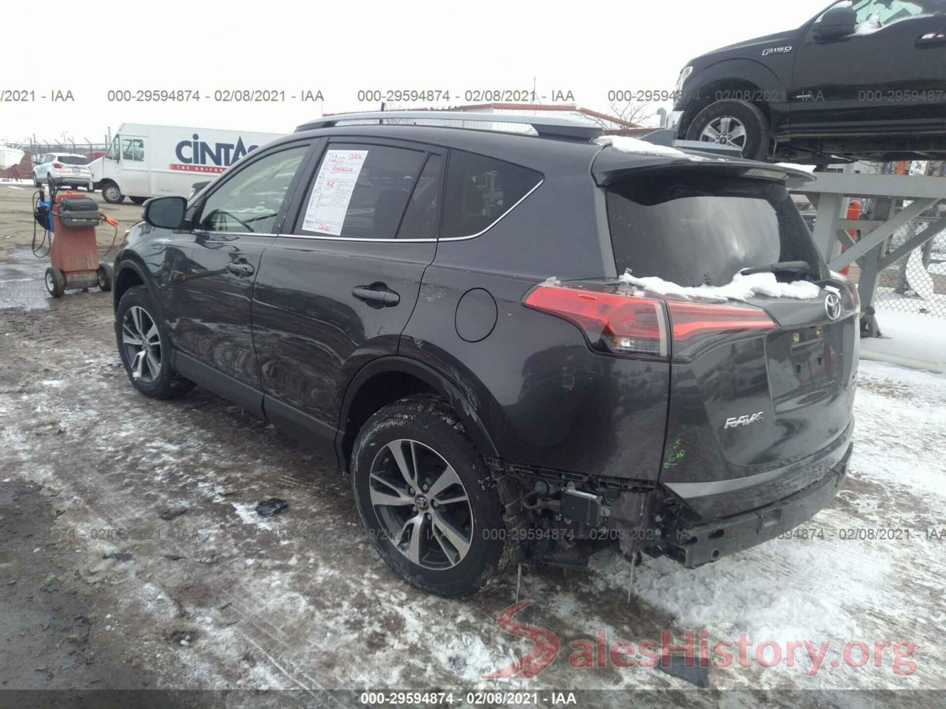 JTMRFREV9JJ185319 2018 TOYOTA RAV4