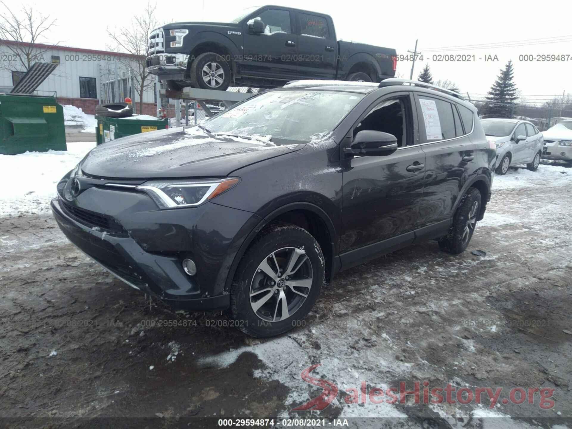 JTMRFREV9JJ185319 2018 TOYOTA RAV4