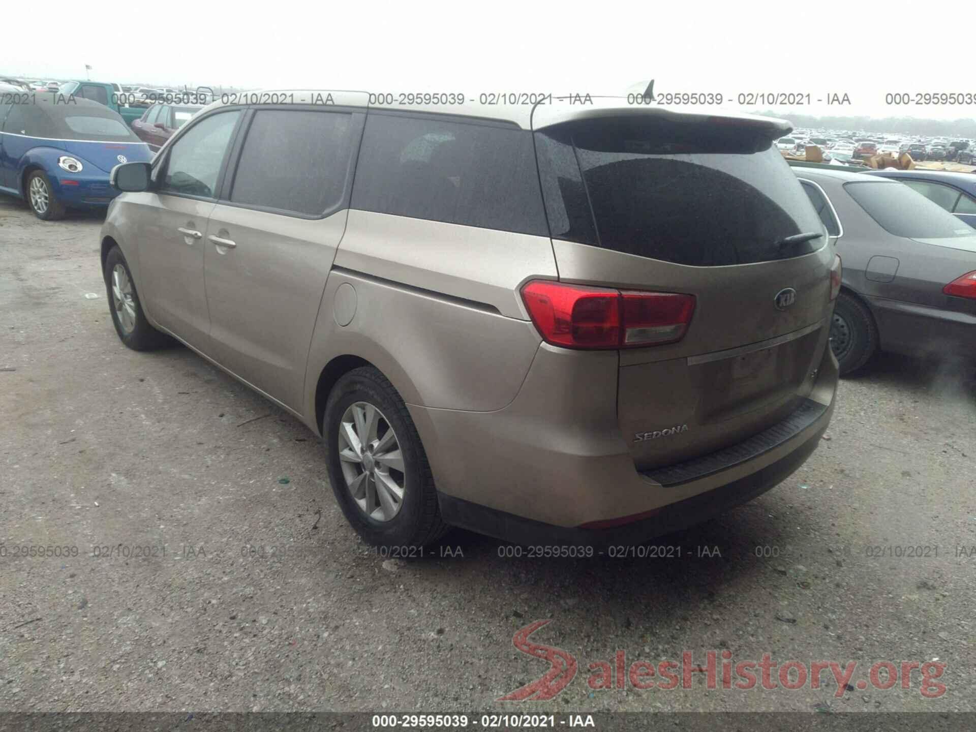 KNDMB5C11H6241717 2017 KIA SEDONA