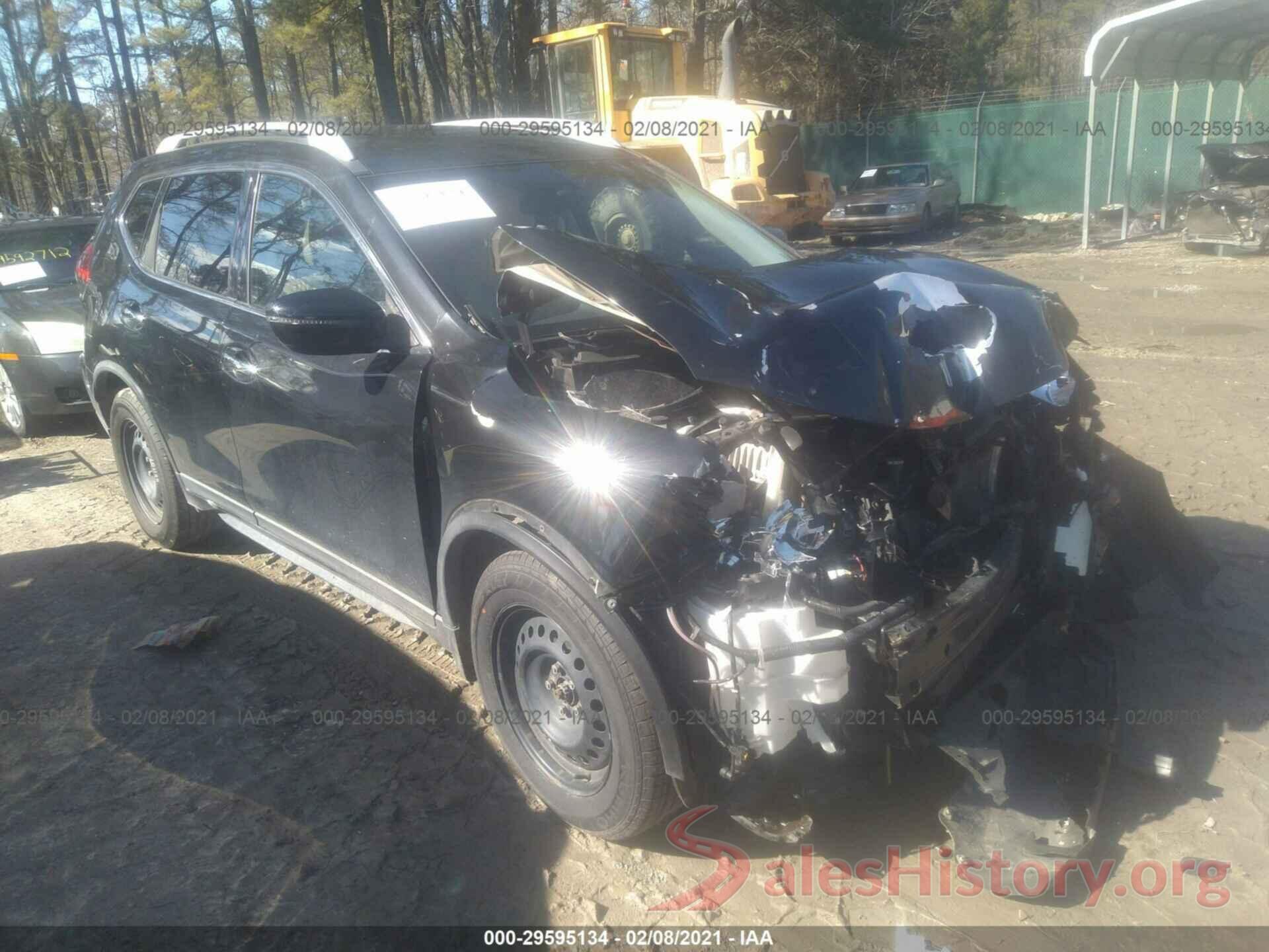 KNMAT2MT7HP580703 2017 NISSAN ROGUE