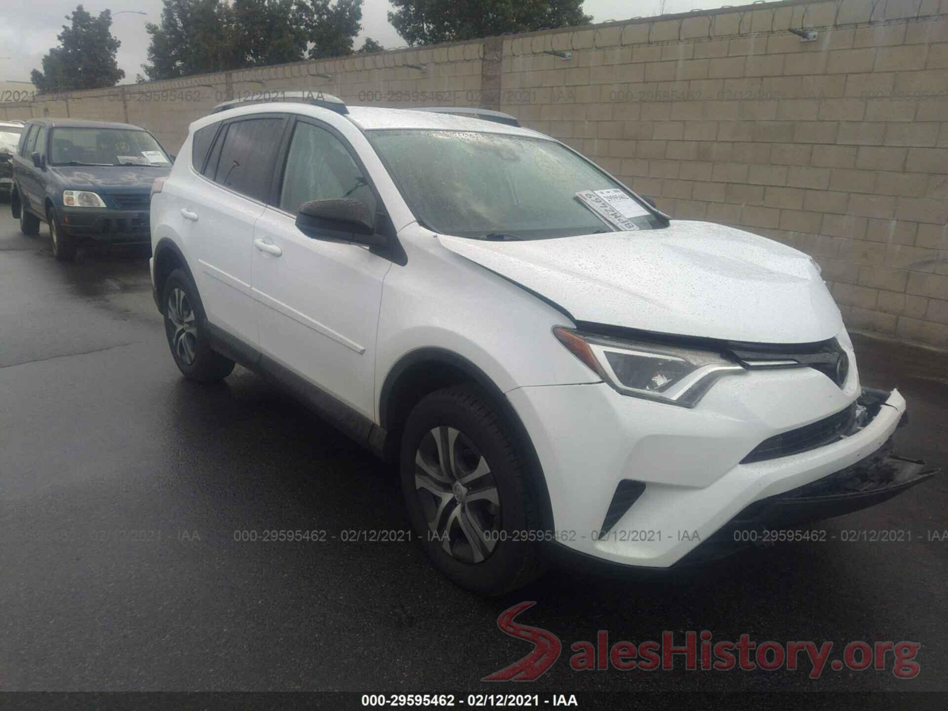 2T3ZFREV9HW369445 2017 TOYOTA RAV4