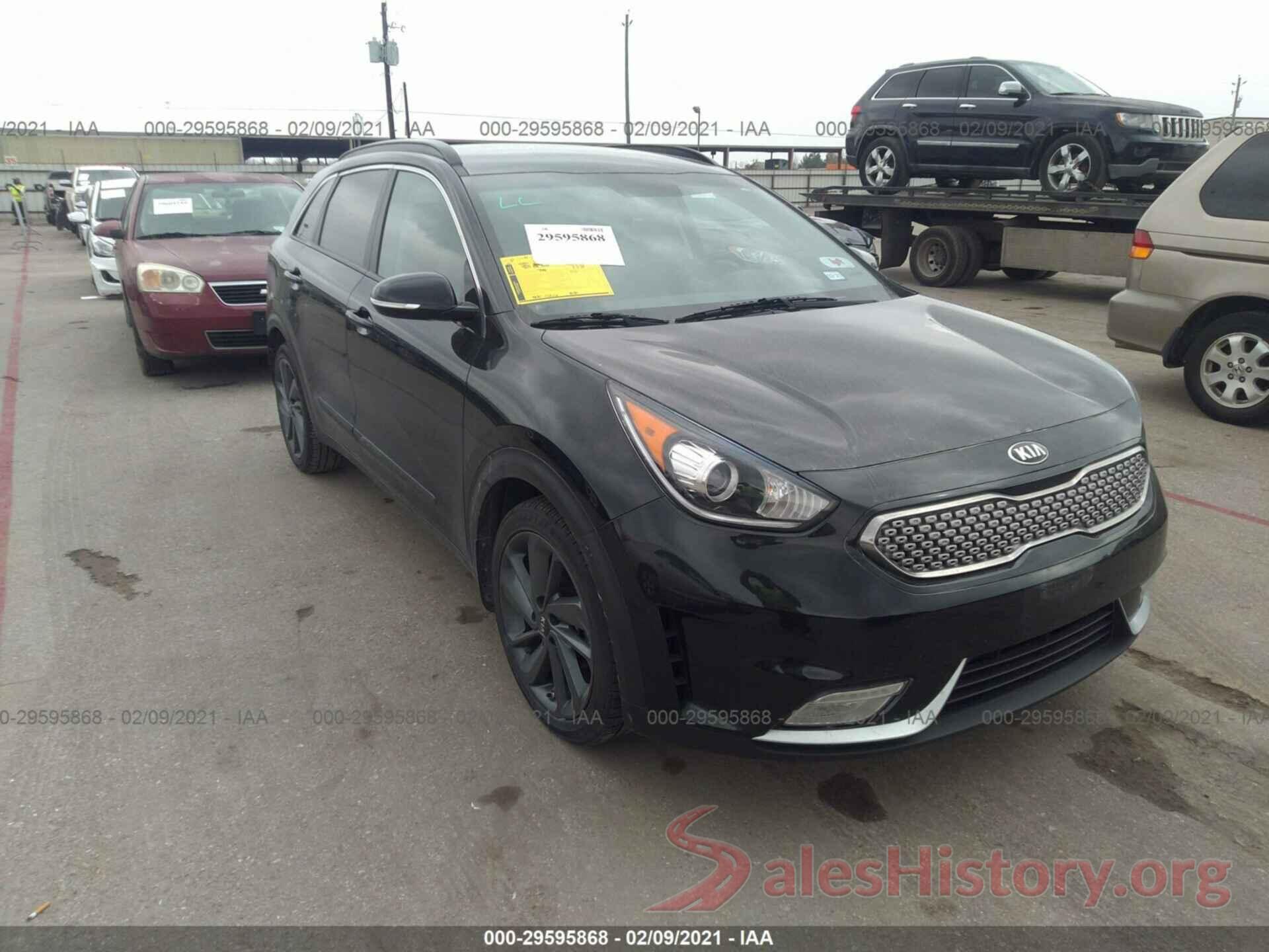 KNDCC3LC0H5081379 2017 KIA NIRO