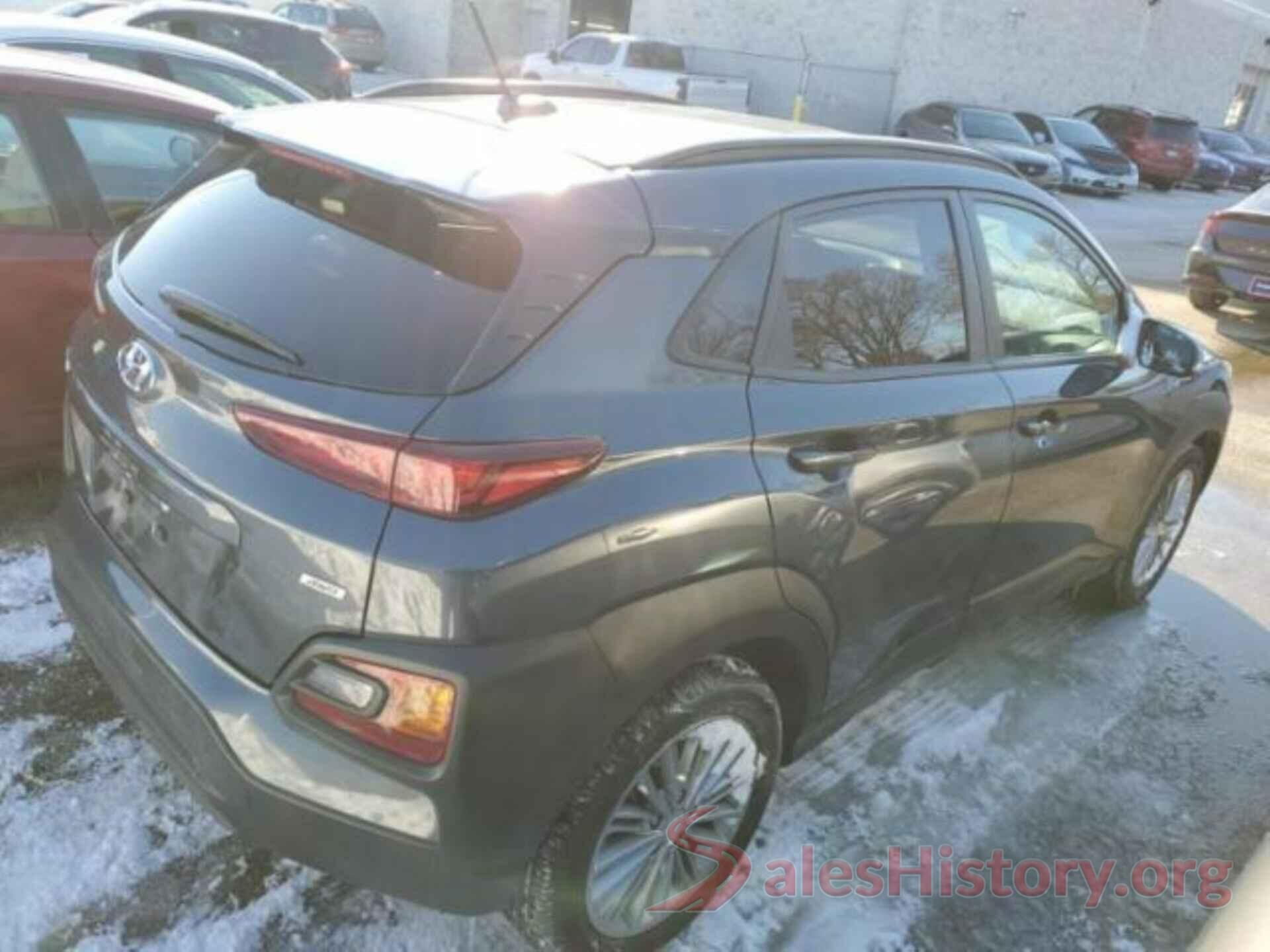 KM8K2CAA4JU129408 2018 HYUNDAI KONA