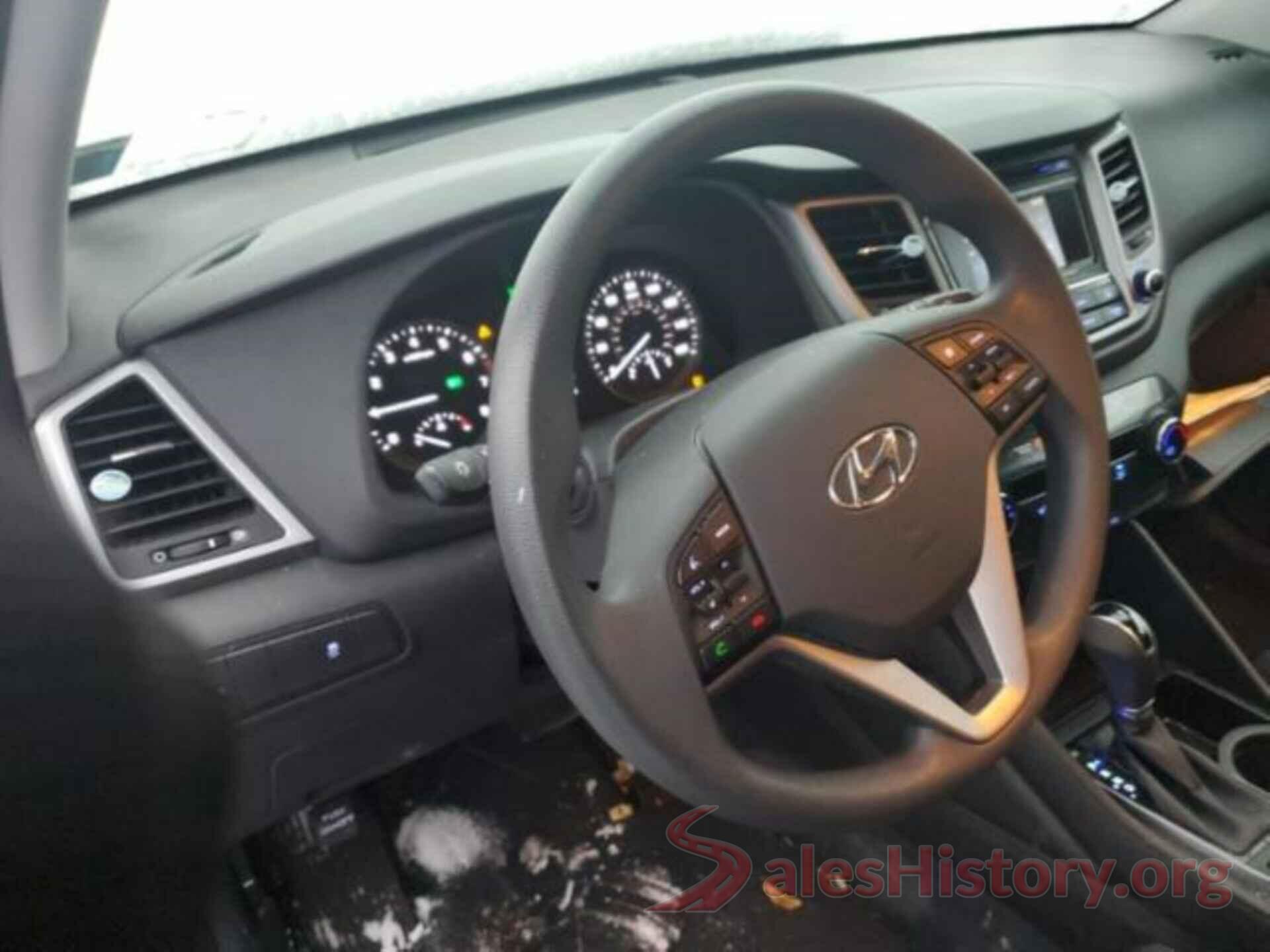 KM8J3CA40HU566173 2017 HYUNDAI TUCSON