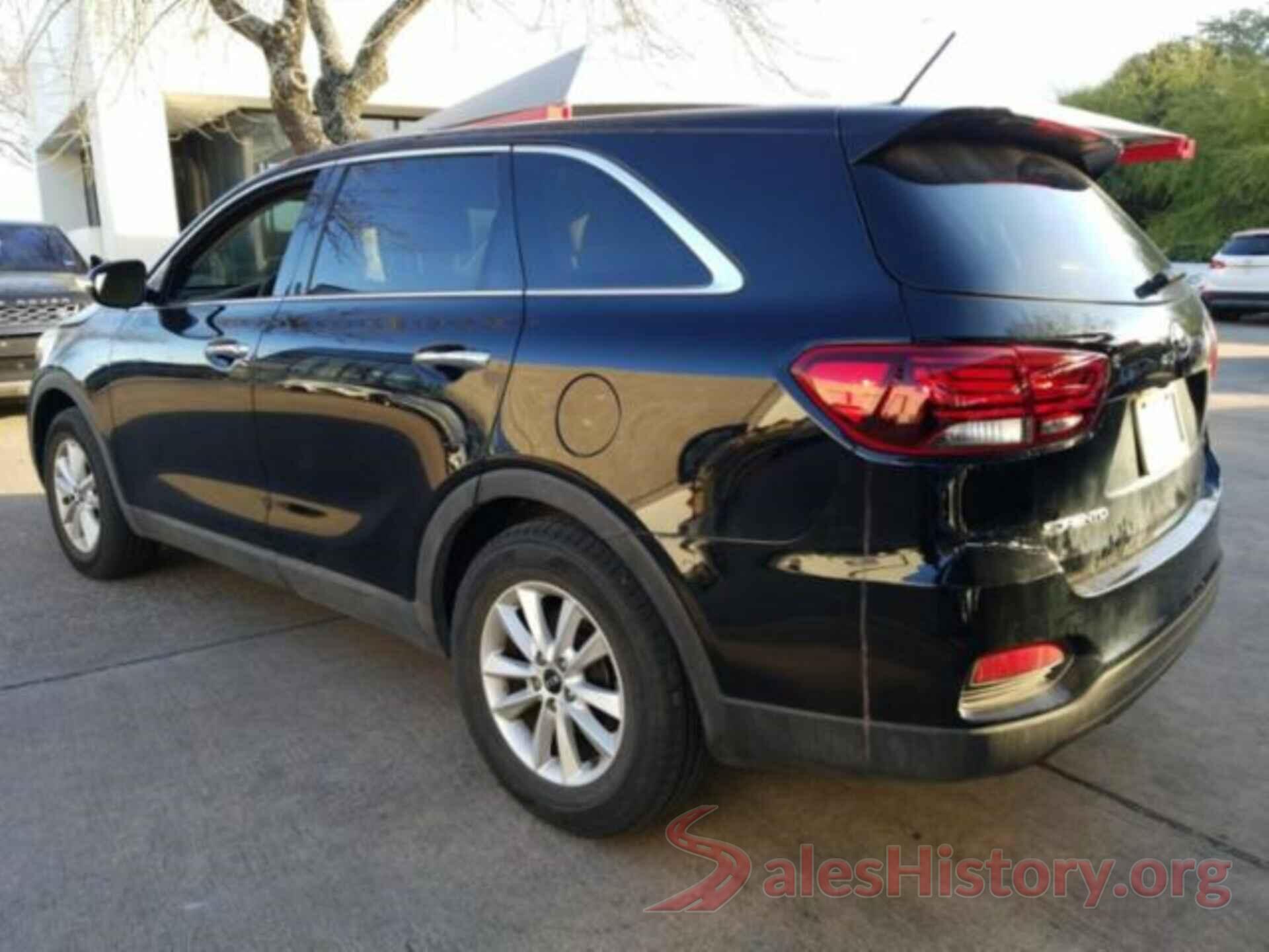 5XYPG4A32KG517100 2019 KIA SORENTO