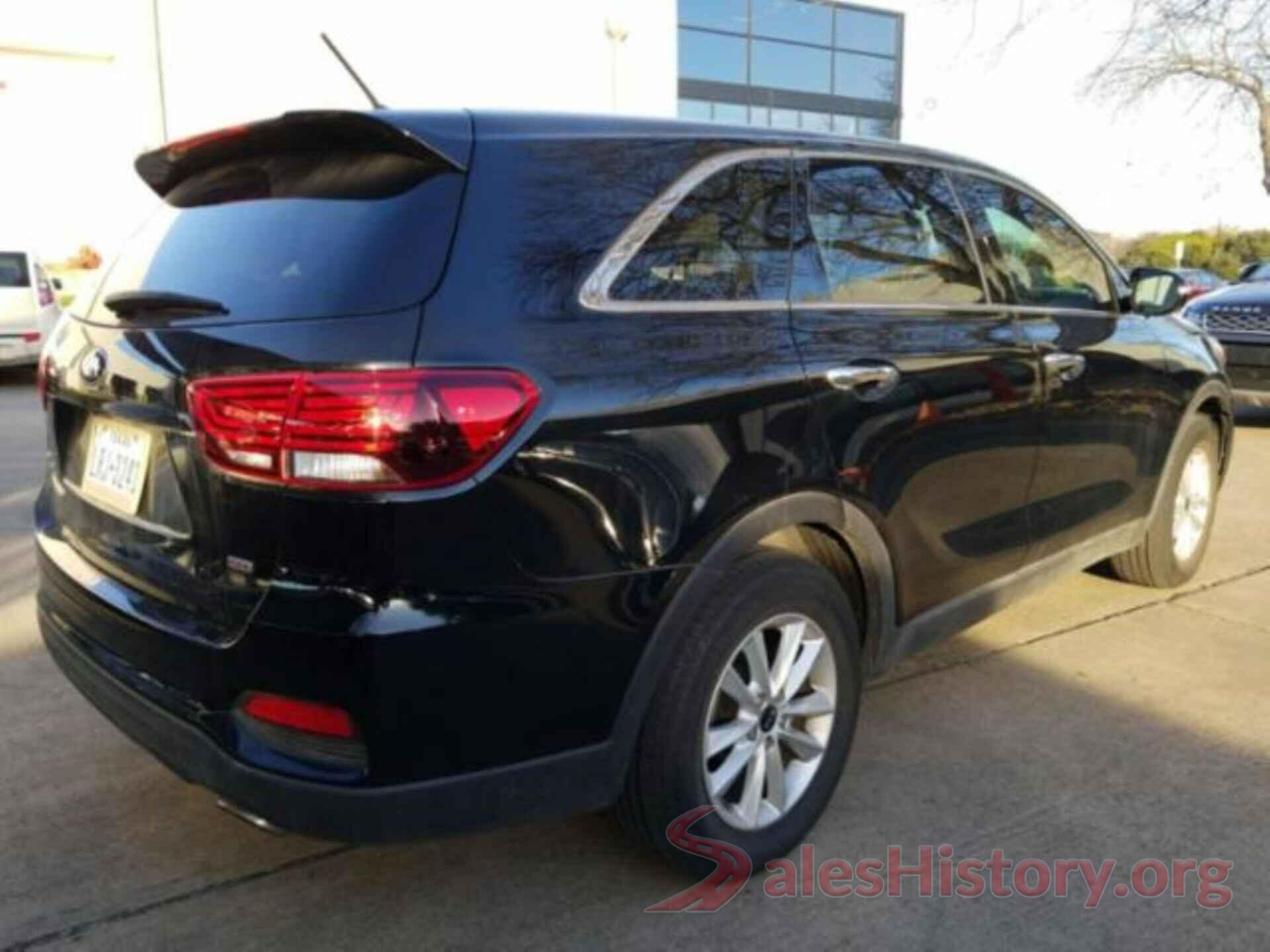 5XYPG4A32KG517100 2019 KIA SORENTO