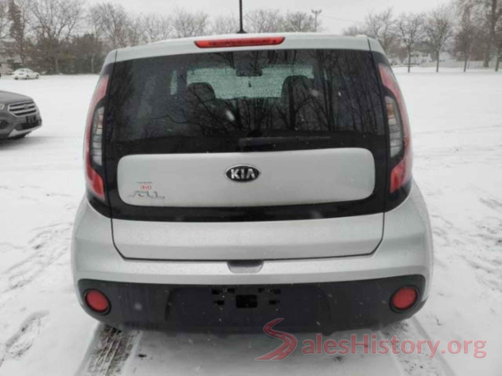 KNDJN2A29J7560710 2018 KIA SOUL