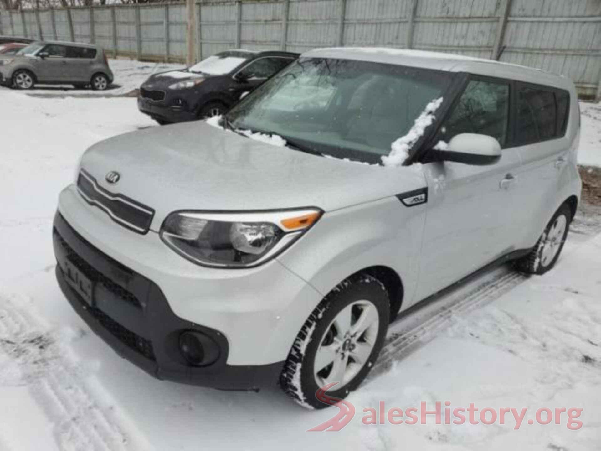 KNDJN2A29J7560710 2018 KIA SOUL