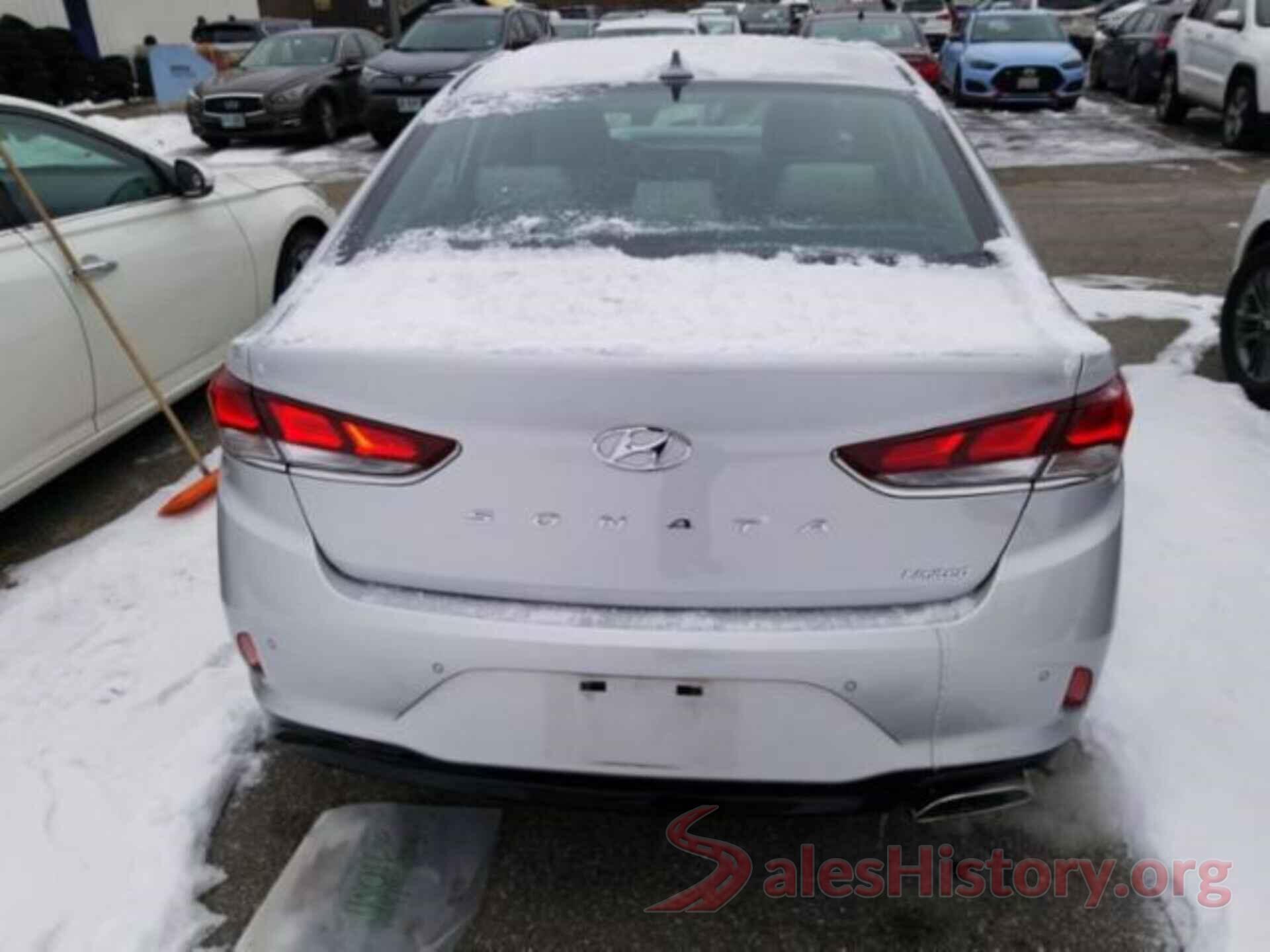 5NPE34AFXJH605011 2018 HYUNDAI SONATA