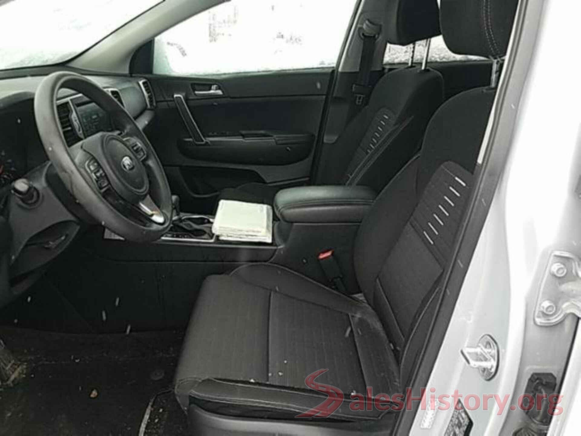 KNDPMCAC7J7449035 2018 KIA SPORTAGE