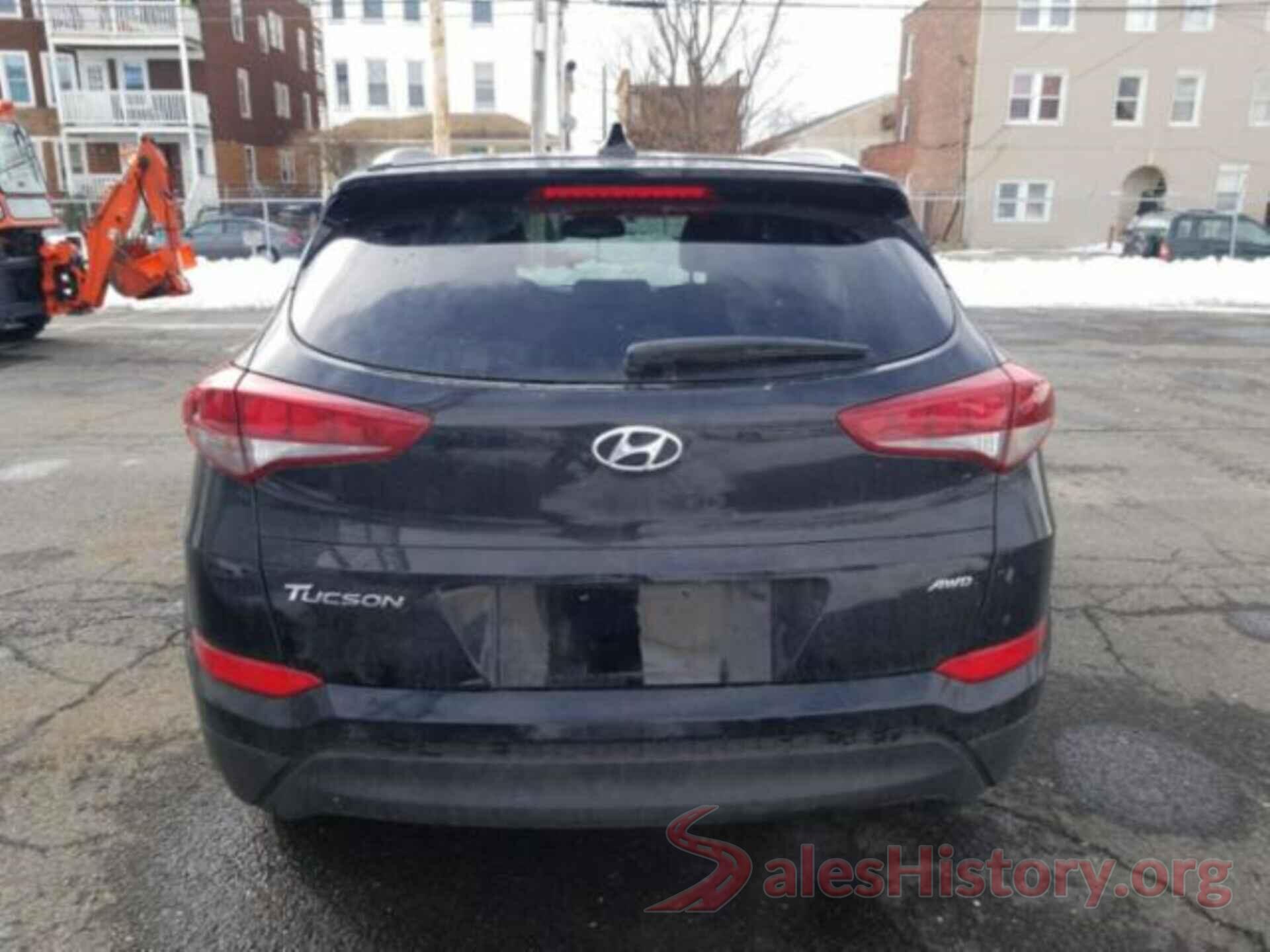 KM8J3CA41JU619243 2018 HYUNDAI TUCSON