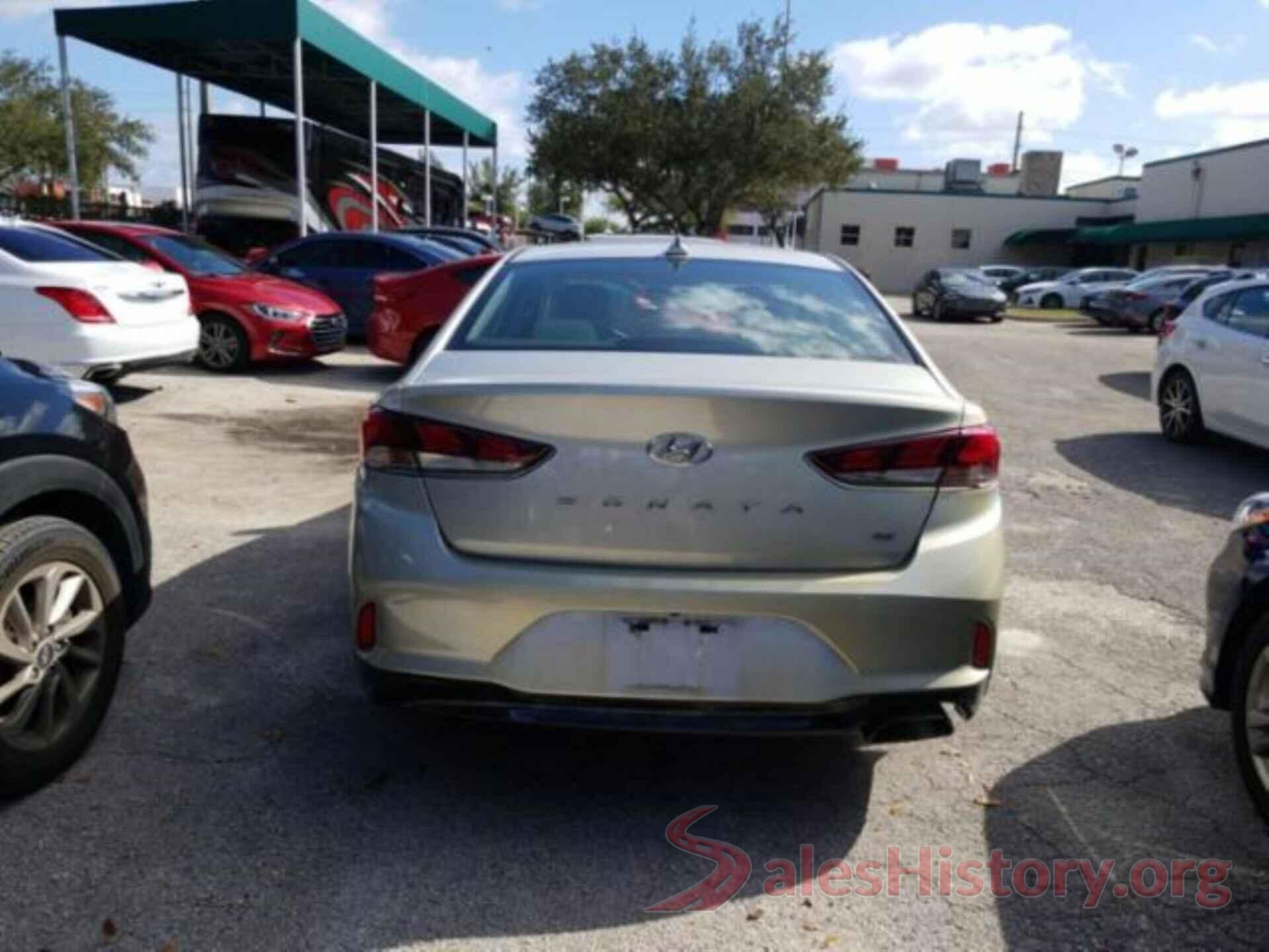 5NPE24AFXJH671061 2018 HYUNDAI SONATA