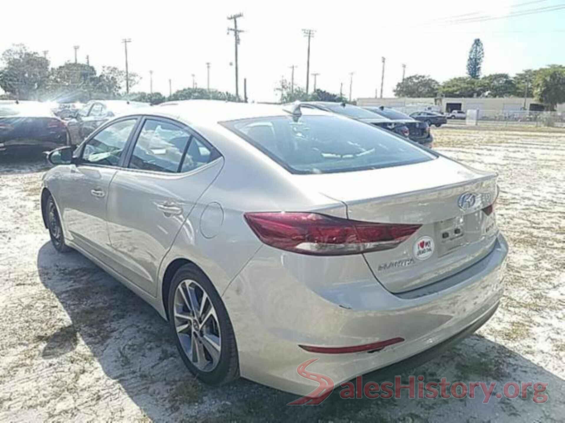 5NPD84LF5JH218411 2018 HYUNDAI ELANTRA