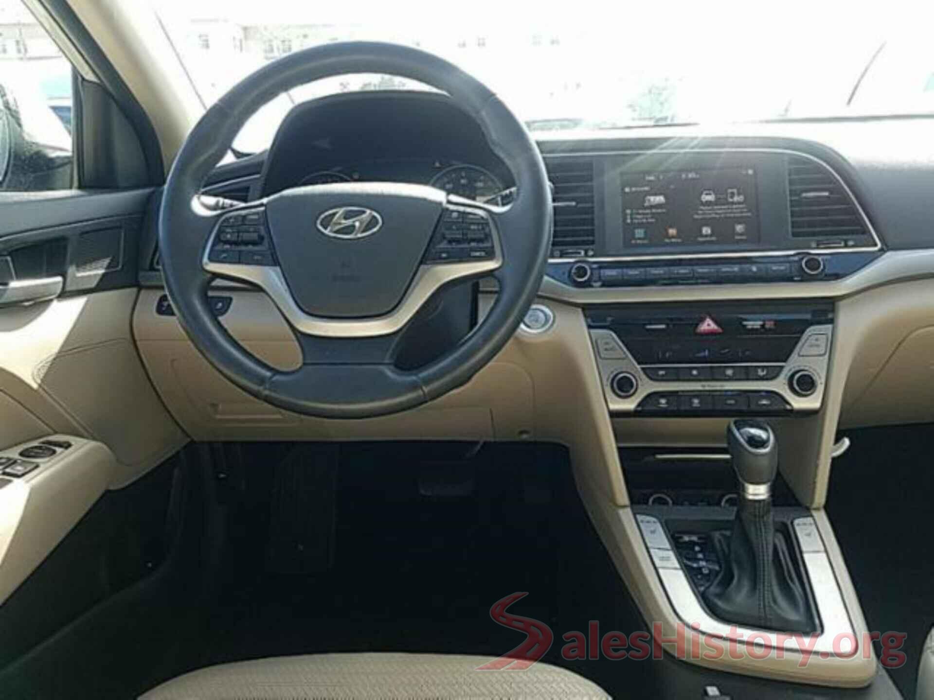 5NPD84LF5JH218411 2018 HYUNDAI ELANTRA