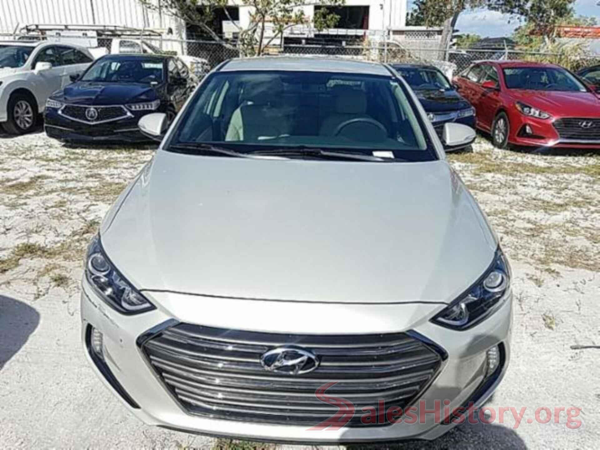 5NPD84LF5JH218411 2018 HYUNDAI ELANTRA