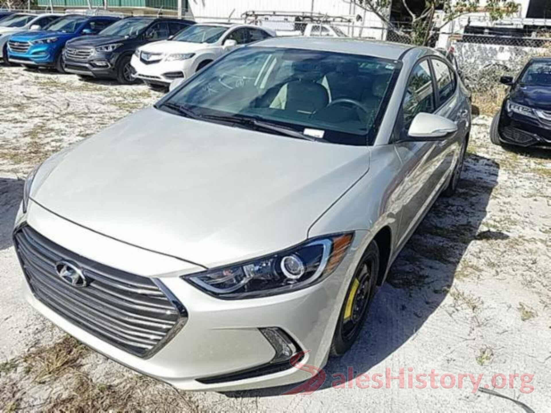 5NPD84LF5JH218411 2018 HYUNDAI ELANTRA