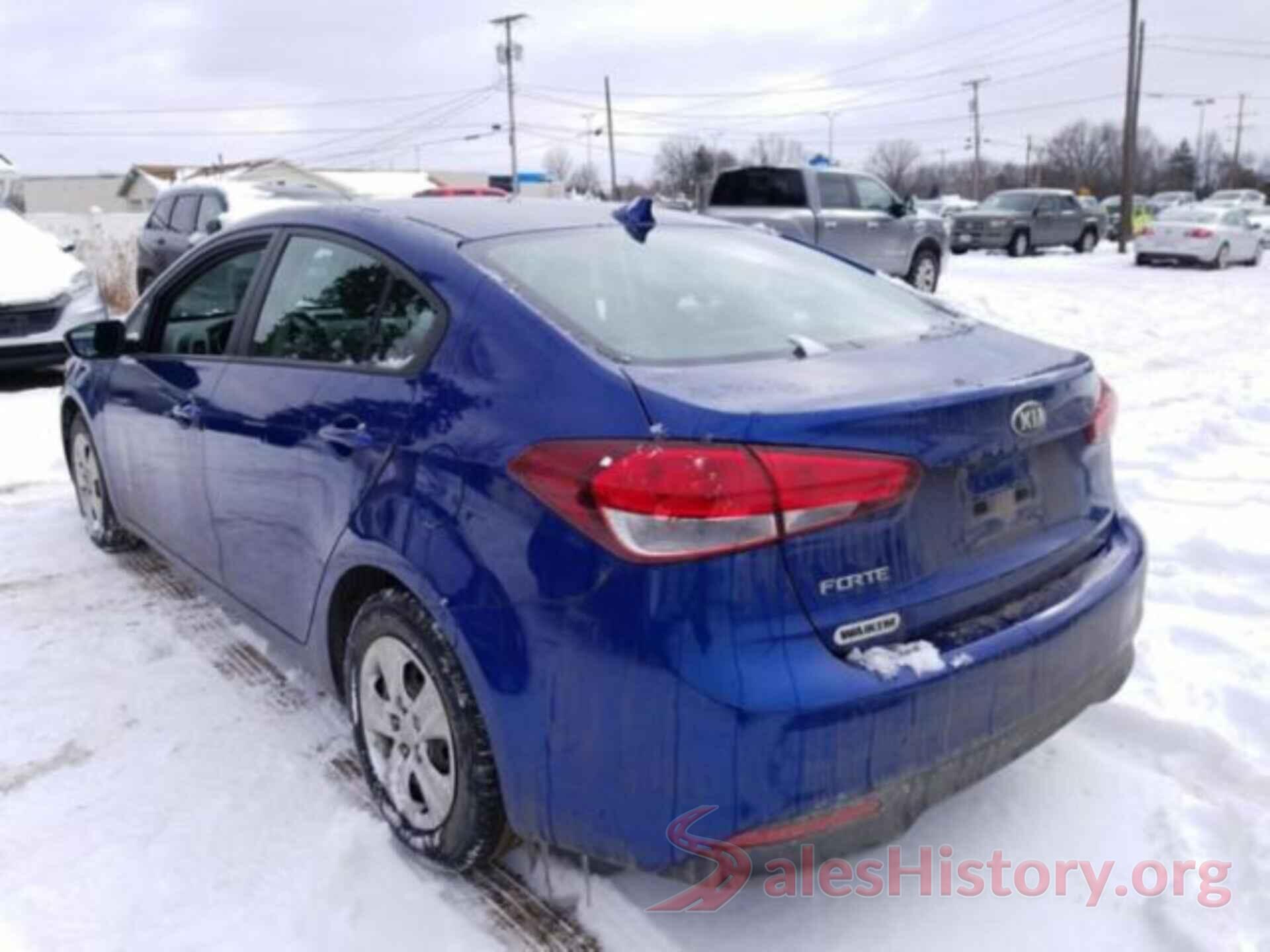 3KPFK4A75JE168278 2018 KIA FORTE