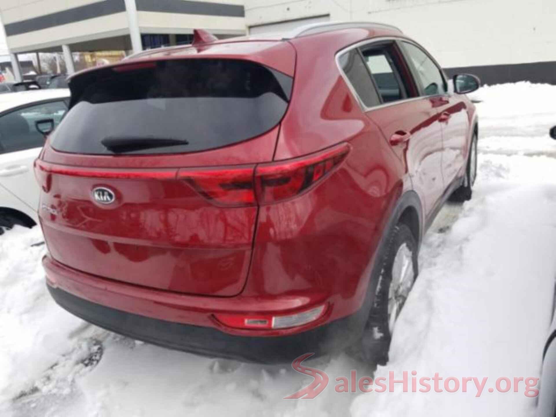 KNDPMCAC4J7446481 2018 KIA SPORTAGE