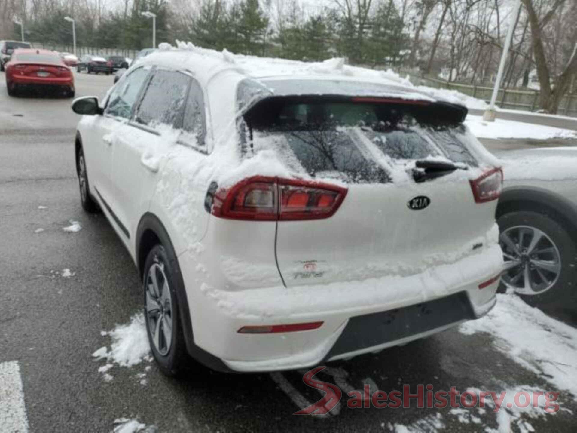 KNDCB3LC0H5044707 2017 KIA NIRO