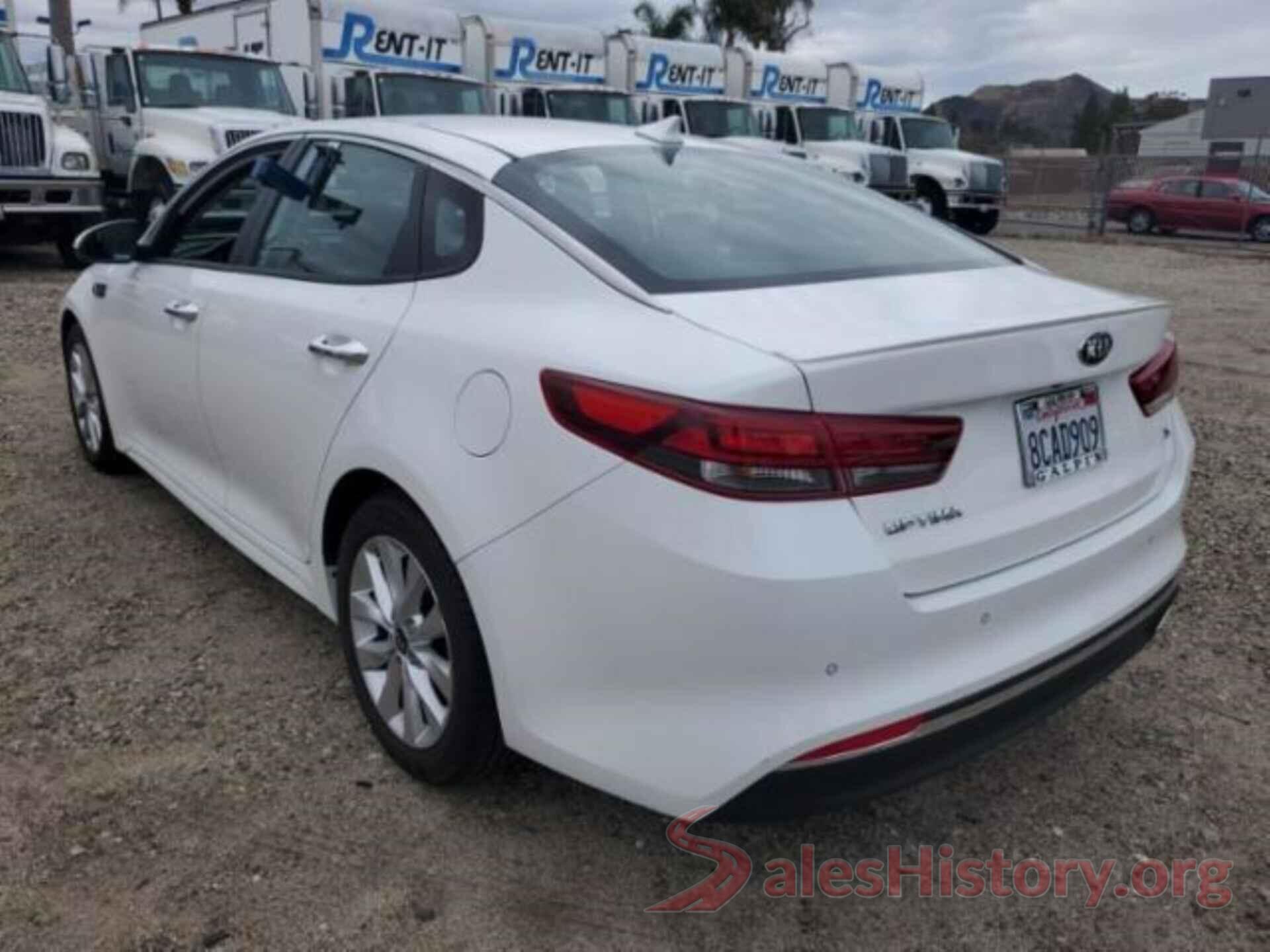 5XXGT4L35JG242527 2018 KIA OPTIMA