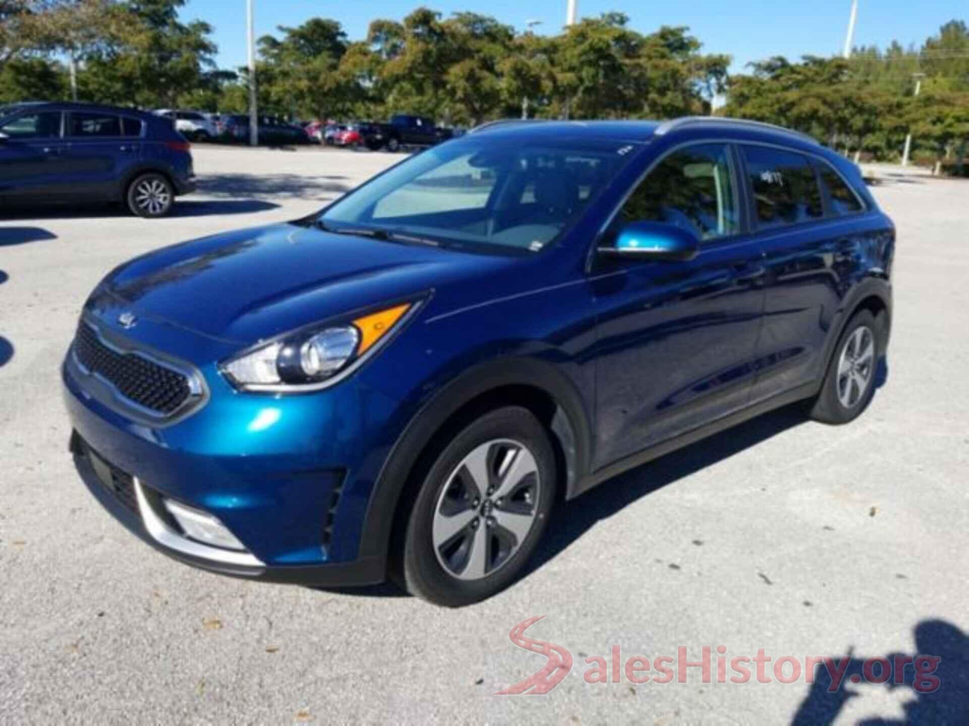 KNDCB3LC3J5108177 2018 KIA NIRO