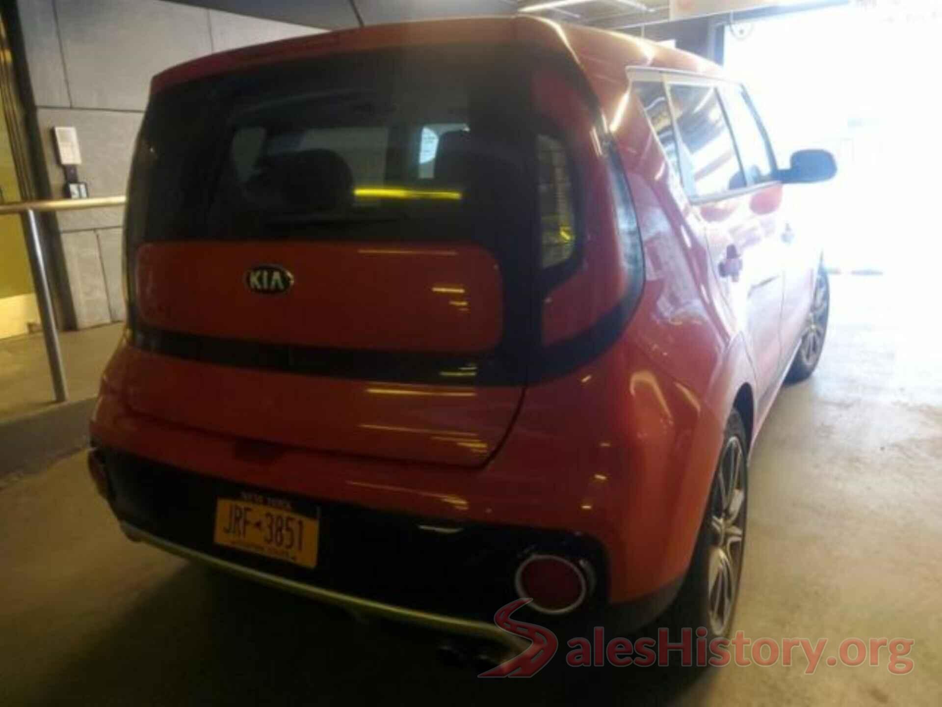 KNDJX3AA5J7529235 2018 KIA SOUL