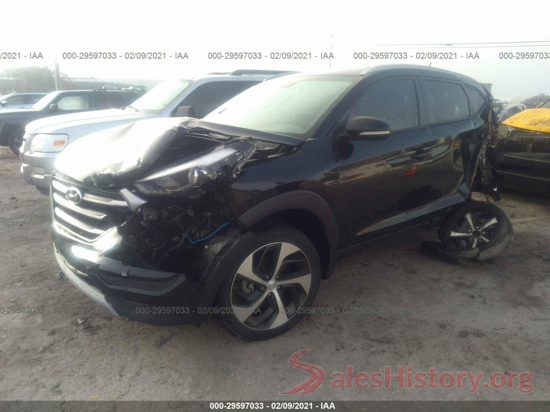 KM8J33A2XHU371857 2017 HYUNDAI TUCSON