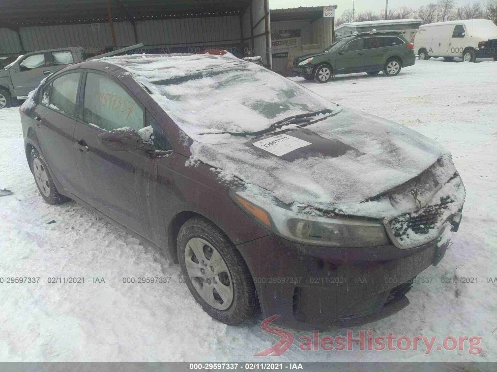 3KPFL4A78HE066660 2017 KIA FORTE