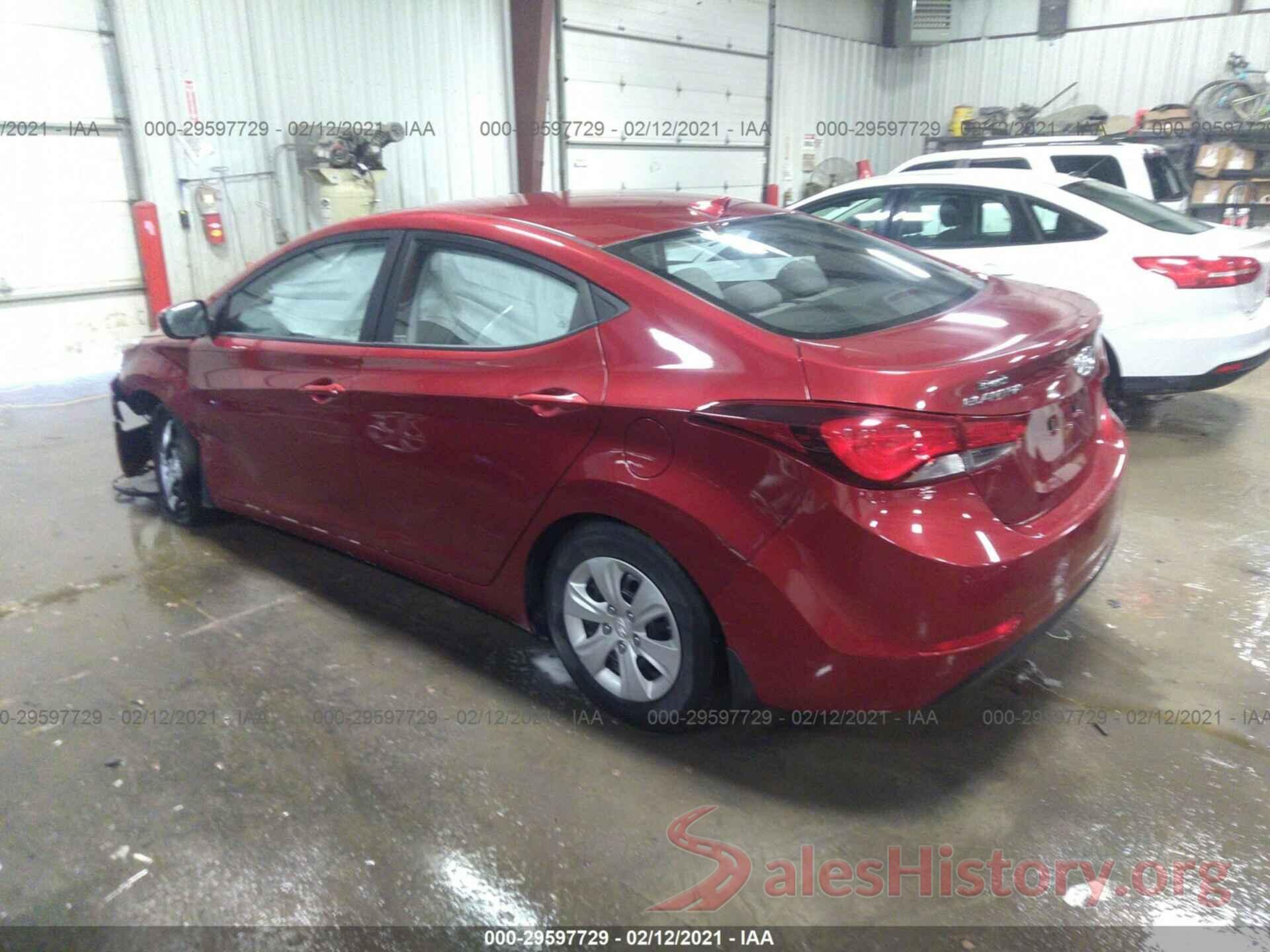 5NPDH4AE6GH795077 2016 HYUNDAI ELANTRA