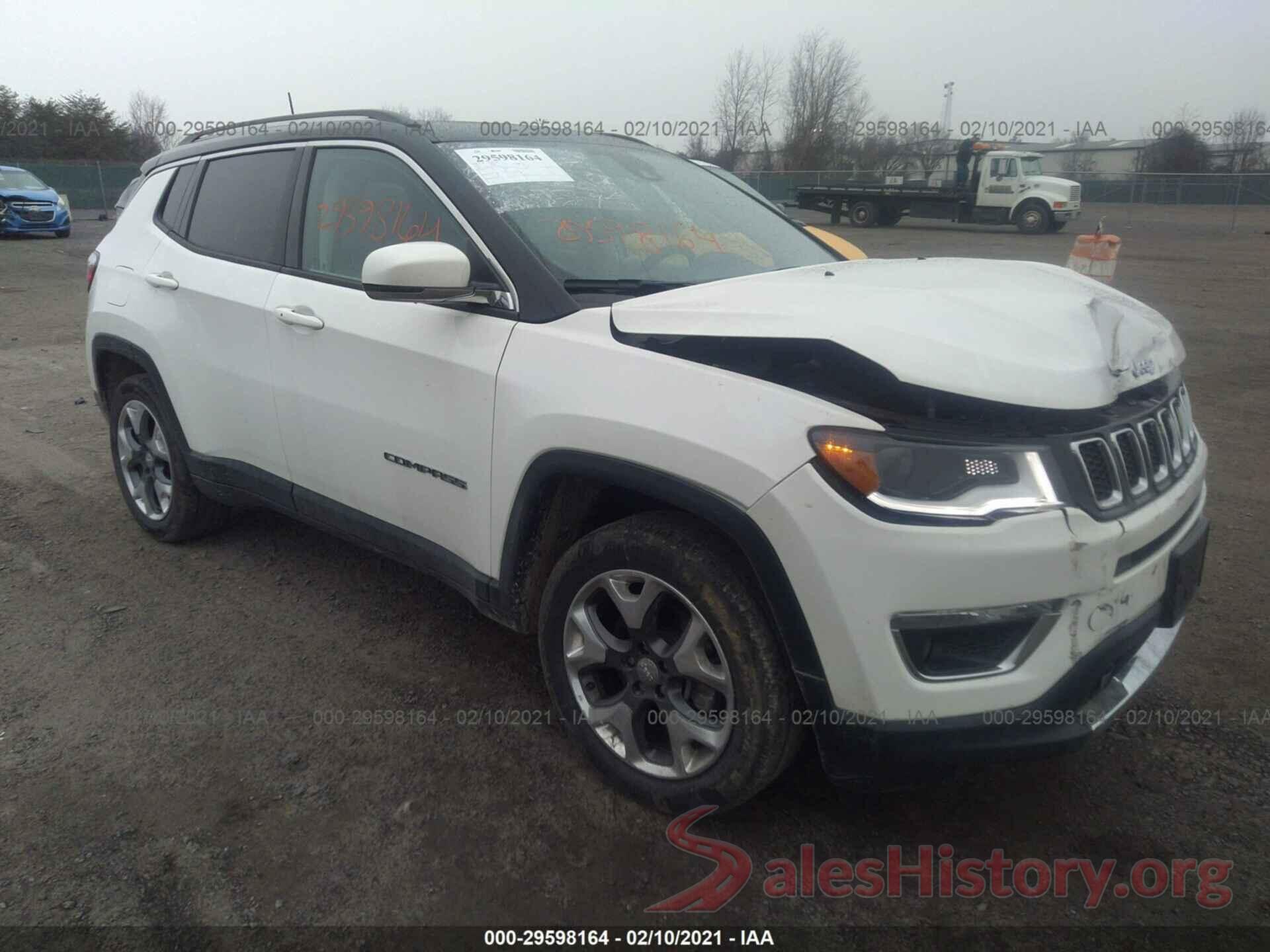 3C4NJDCB5JT485599 2018 JEEP COMPASS