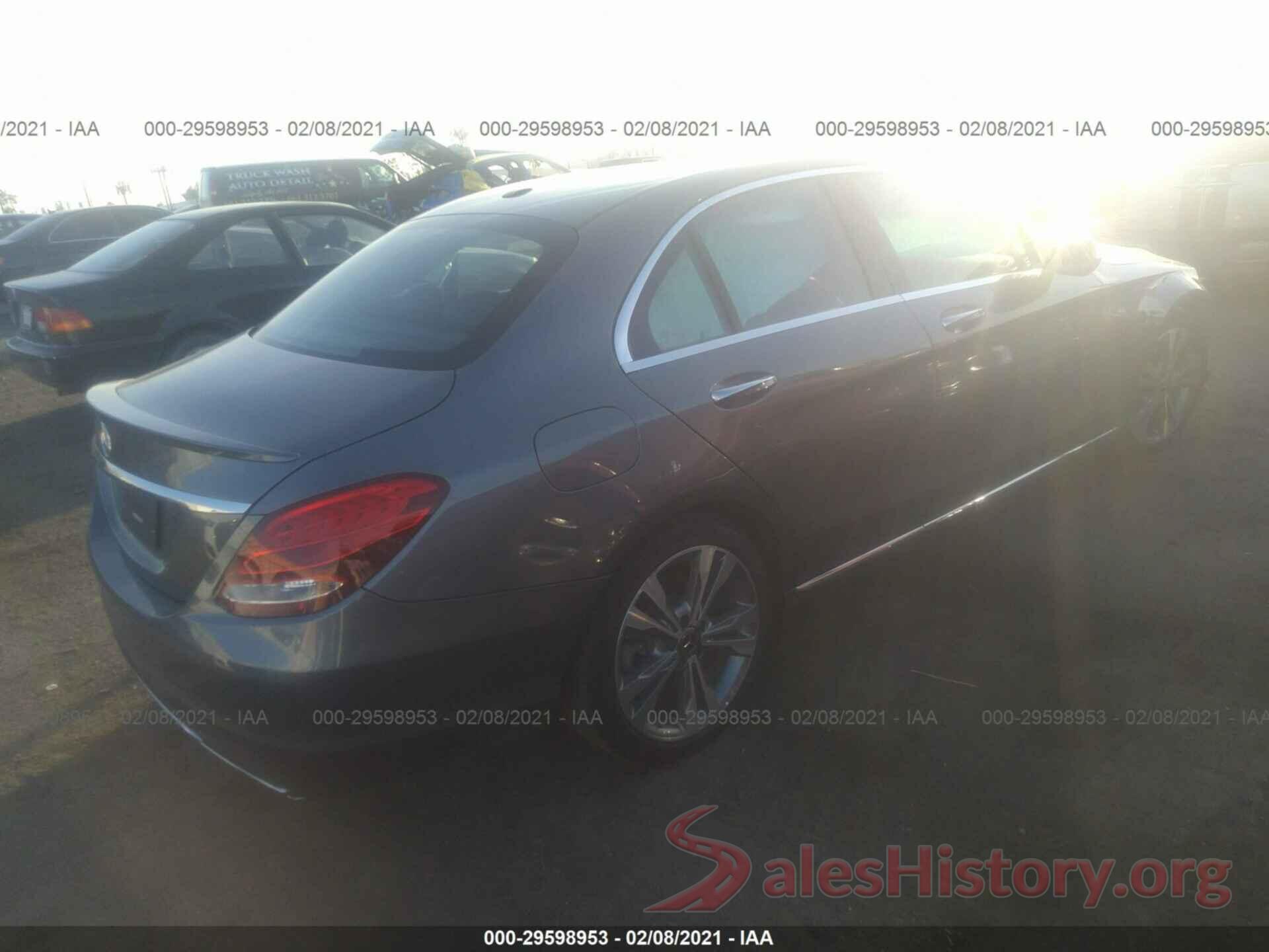 55SWF4JB4JU272911 2018 MERCEDES-BENZ C-CLASS