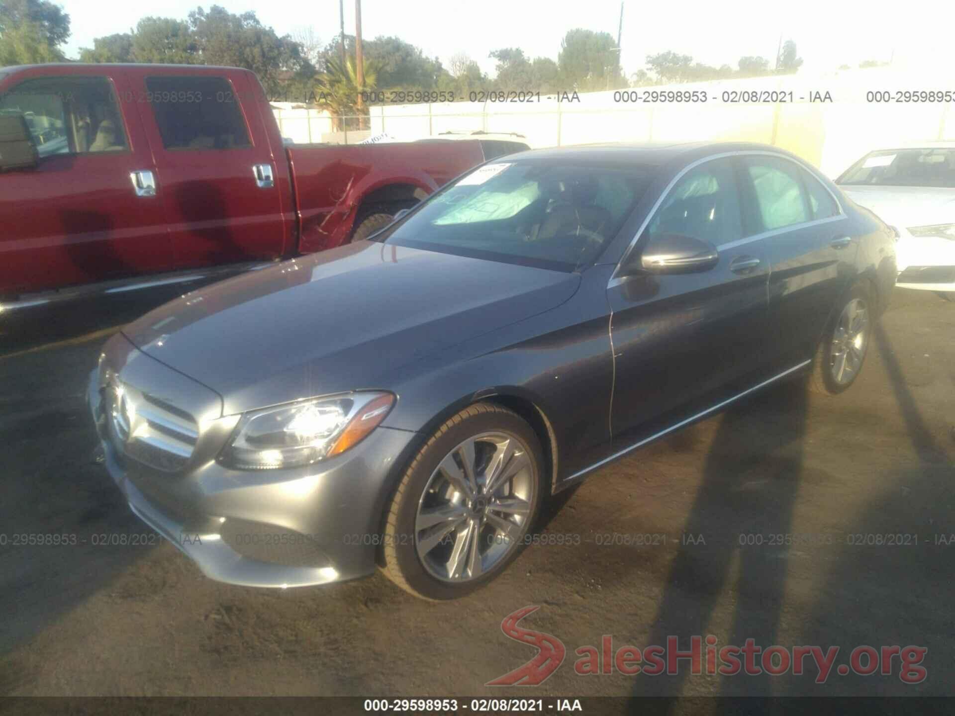 55SWF4JB4JU272911 2018 MERCEDES-BENZ C-CLASS