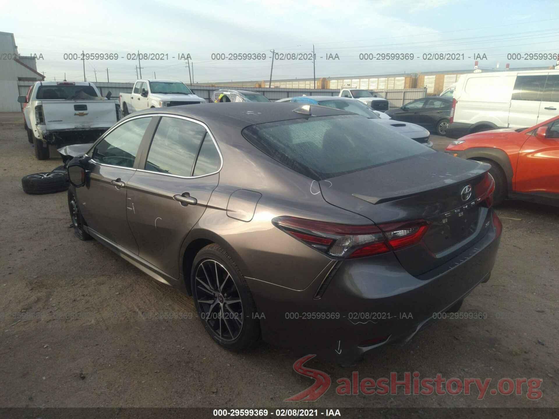 4T1G11AKXMU535932 2021 TOYOTA CAMRY