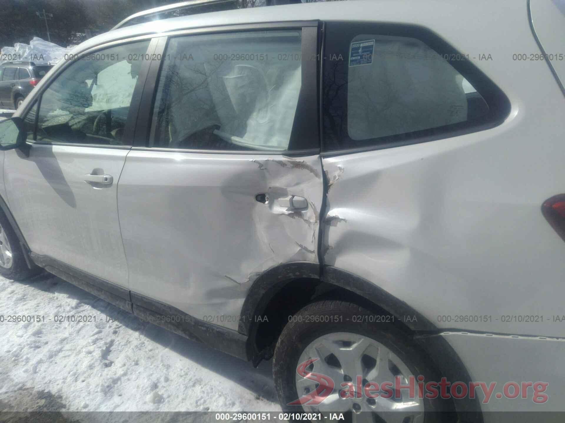 JF2SKACC8KH462228 2019 SUBARU FORESTER