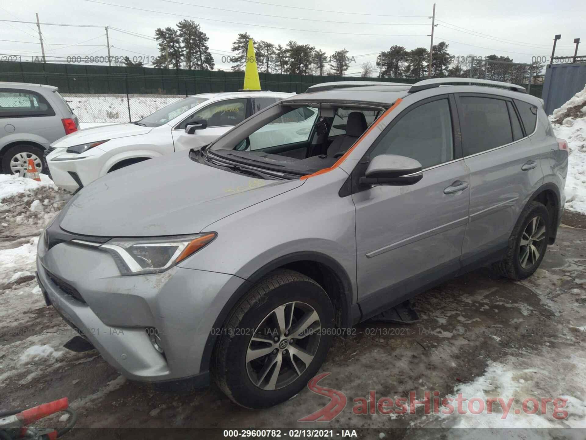 2T3RFREV5GW498944 2016 TOYOTA RAV4