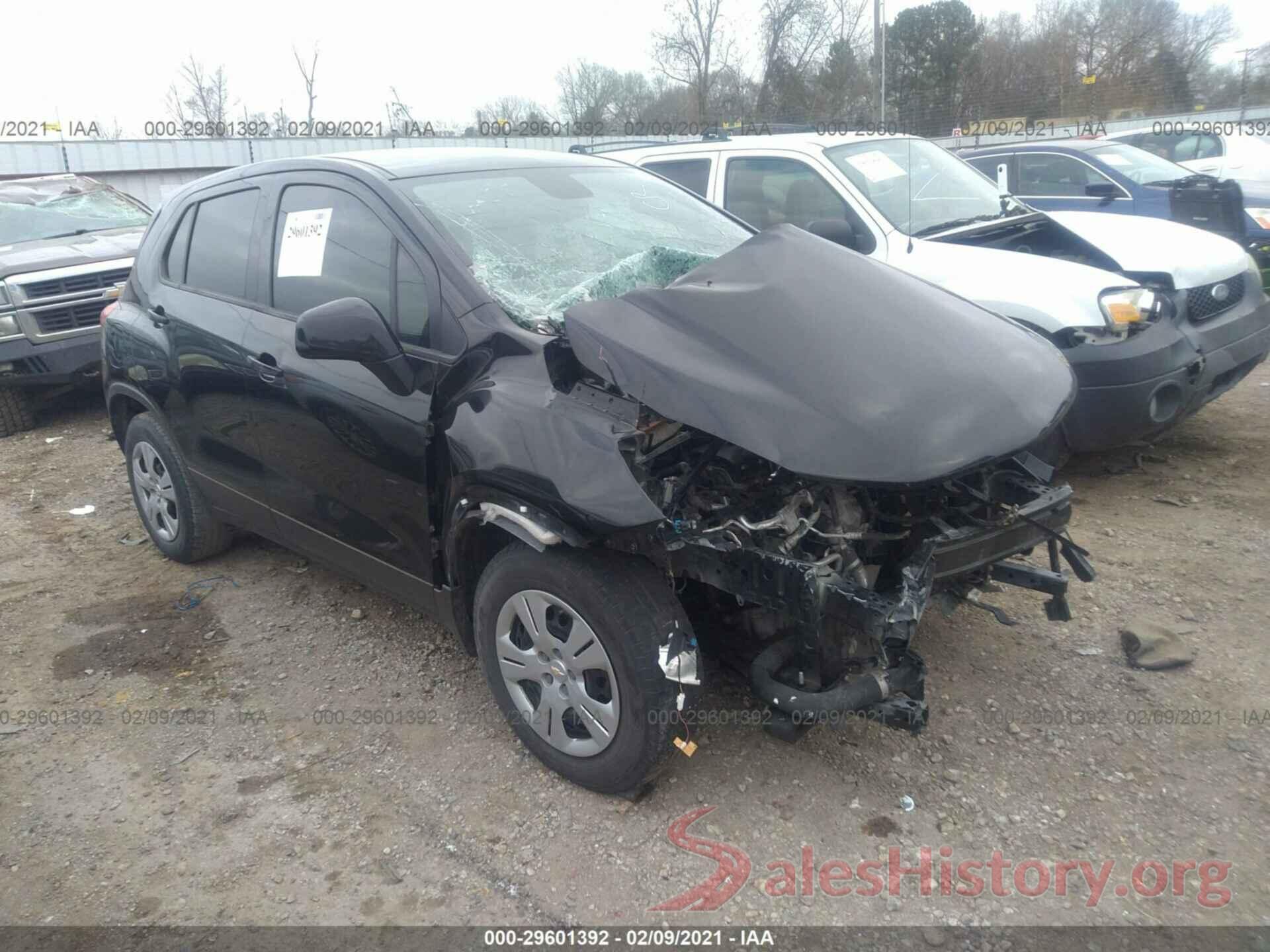 3GNCJKSB0JL207102 2018 CHEVROLET TRAX