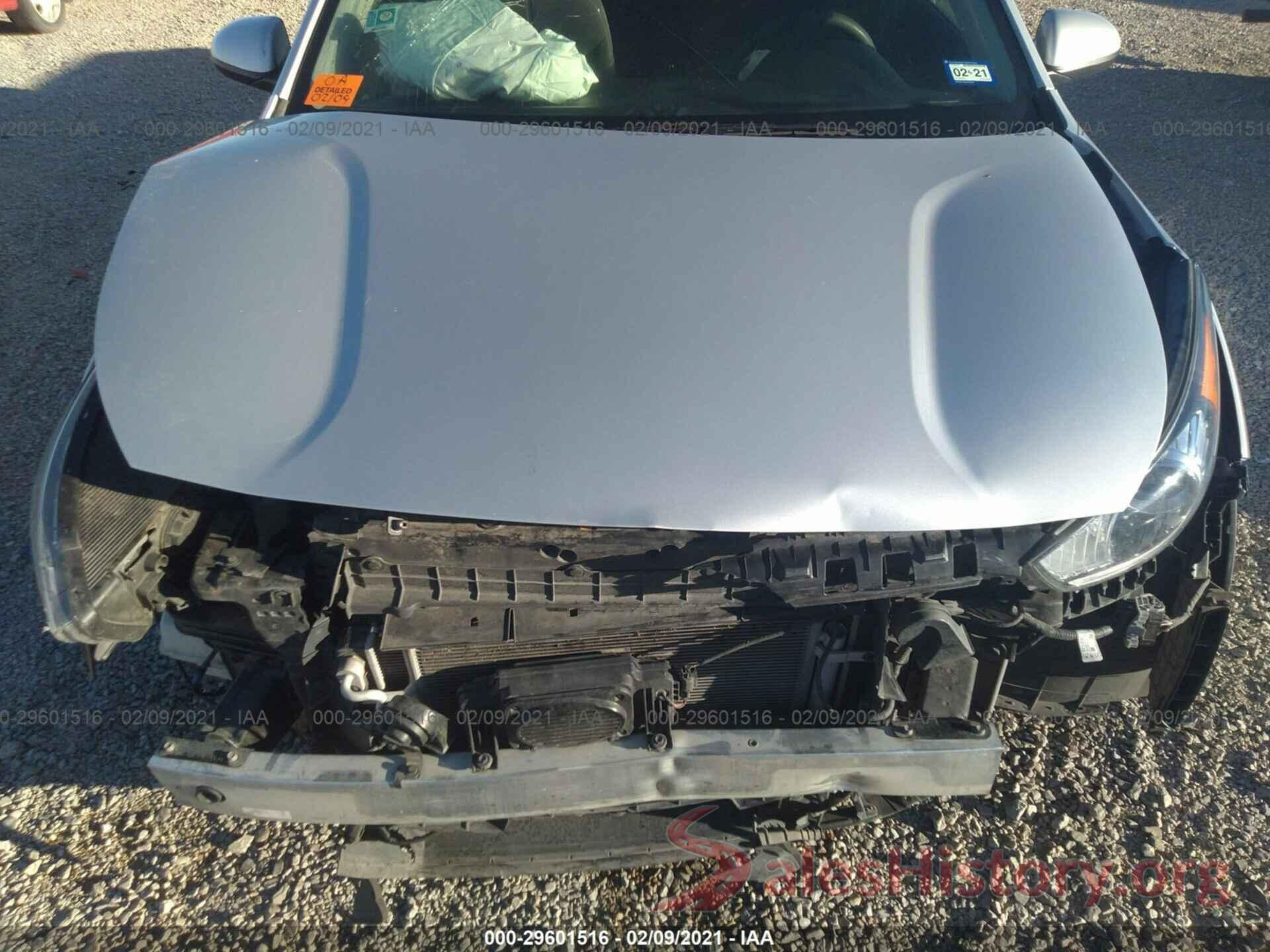 KNDCB3LC0K5218038 2019 KIA NIRO